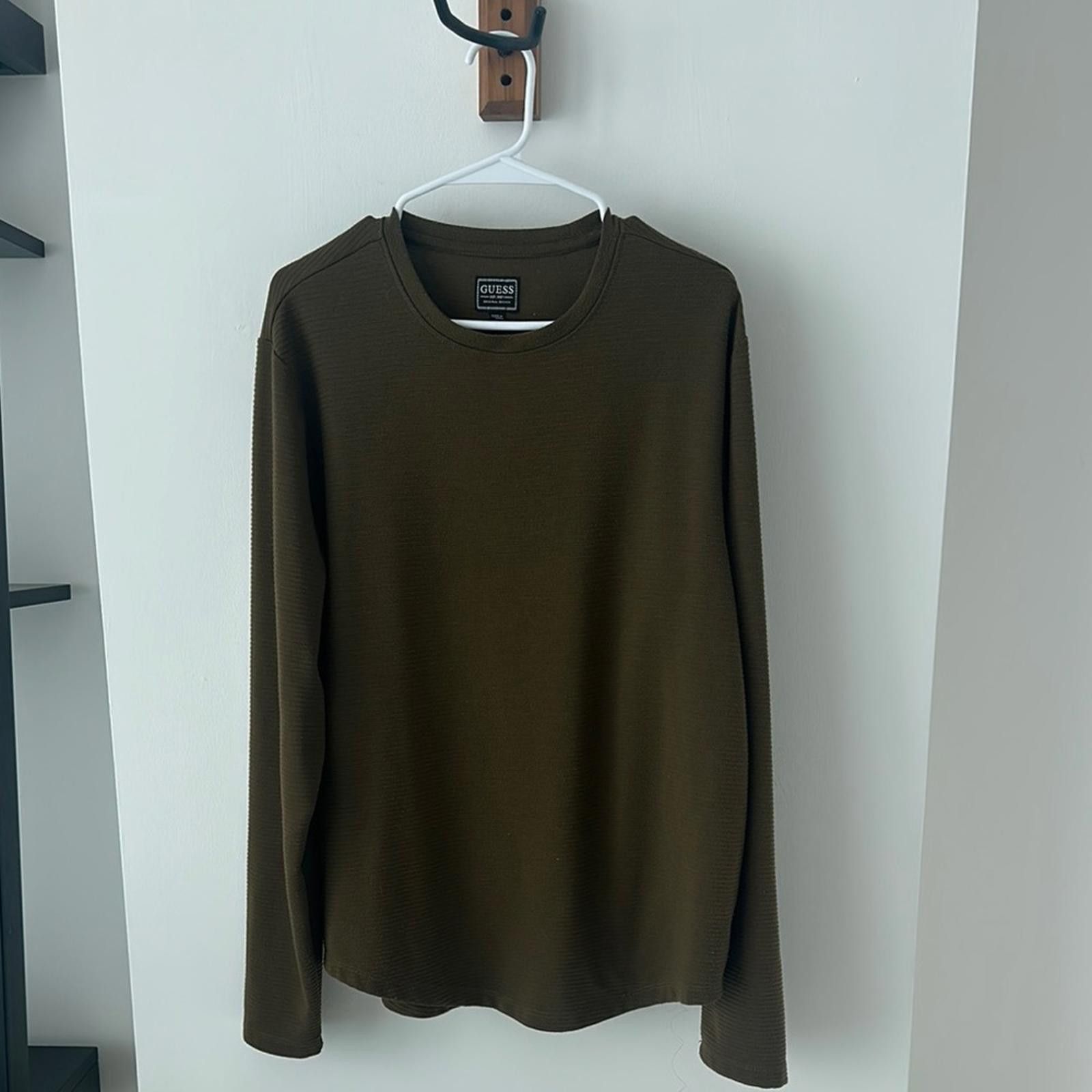 Guess Guess Green Long Sleeve Tee Smooth Fabric Size US L / EU 52-54 / 3 - 1 Thumbnail