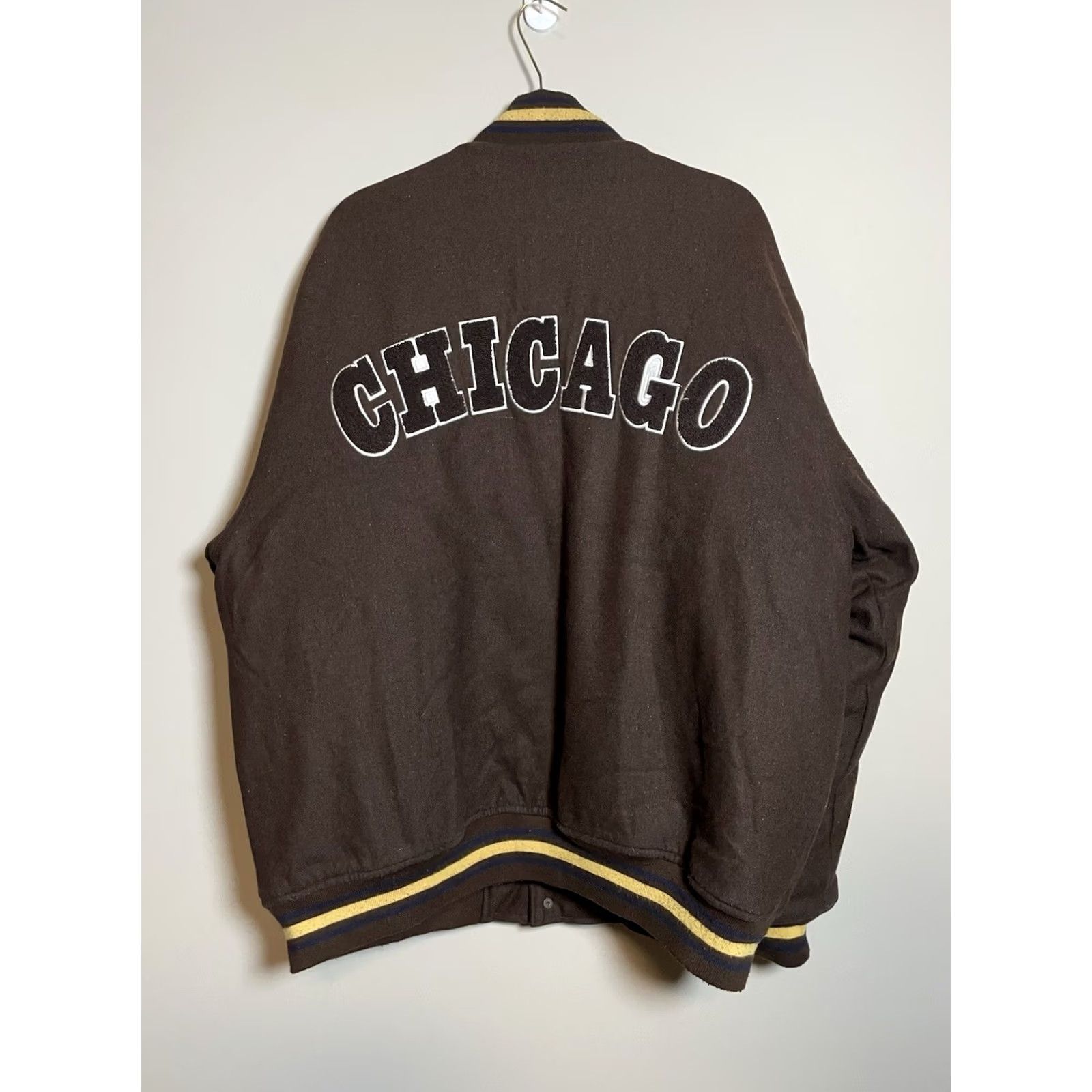 Spell Chicago Jacket Mens 2XL Brown Quilted Varsity Type Spell Out Men Dtek Jeans Size US 39 - 2 Thumbnail