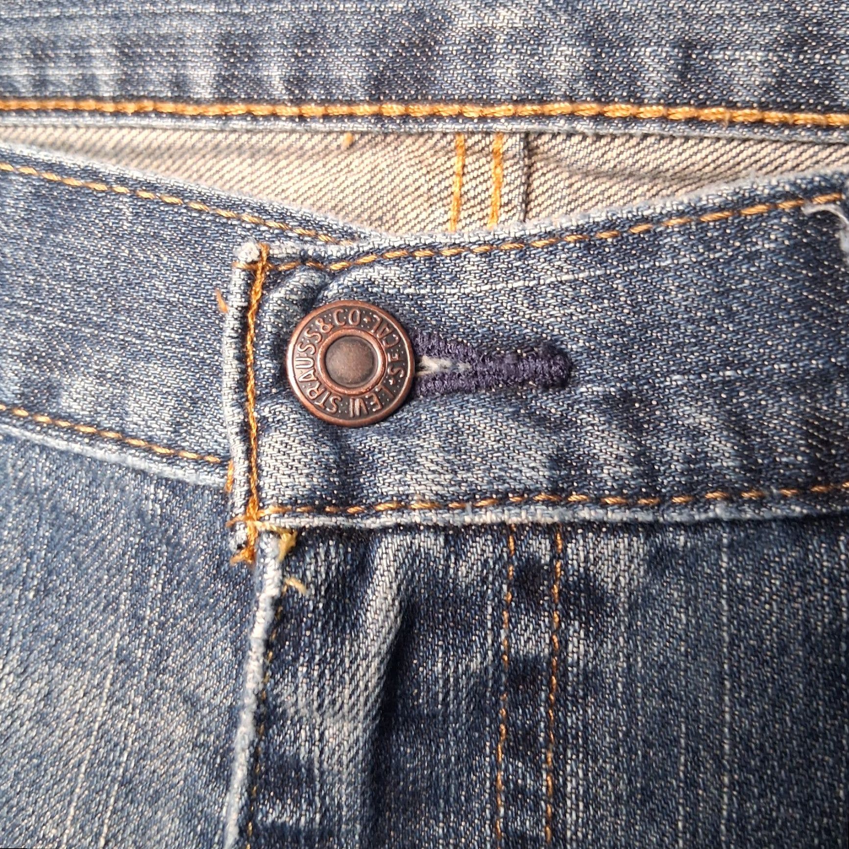 Levi's VINTAGE Levi's 559 Jeans 36x29 Men Medium Wash Blue Distressed Work Pants Levi's 559 Straight 5-Pocket Denim Denim Regular Mens Size US 36 / EU 52 - 5 Thumbnail