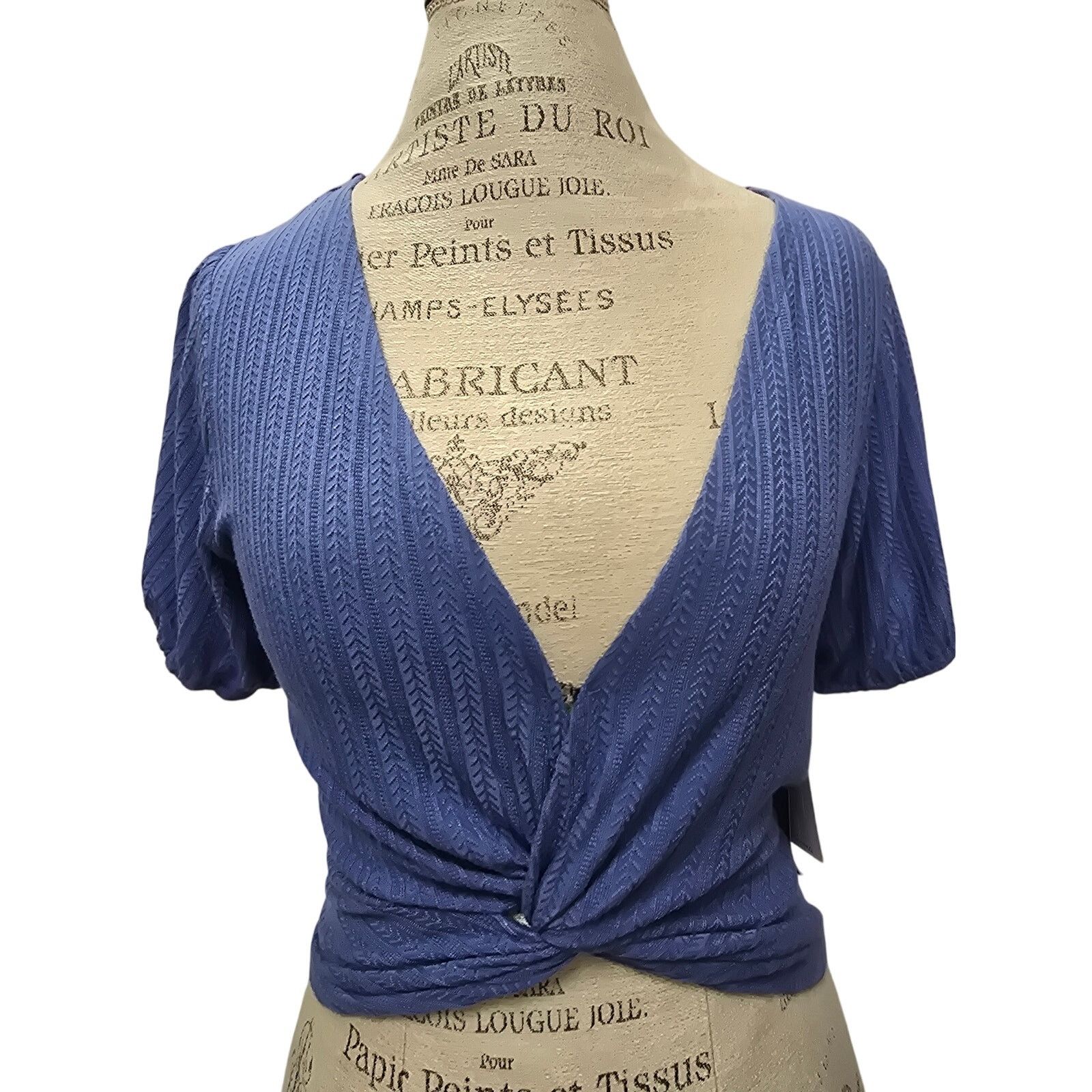 O'Neill O'Neil Hilda Knot Front Knit Crop Top, Women's, Medium, NWT Size M / US 6-8 / IT 42-44 - 4 Thumbnail