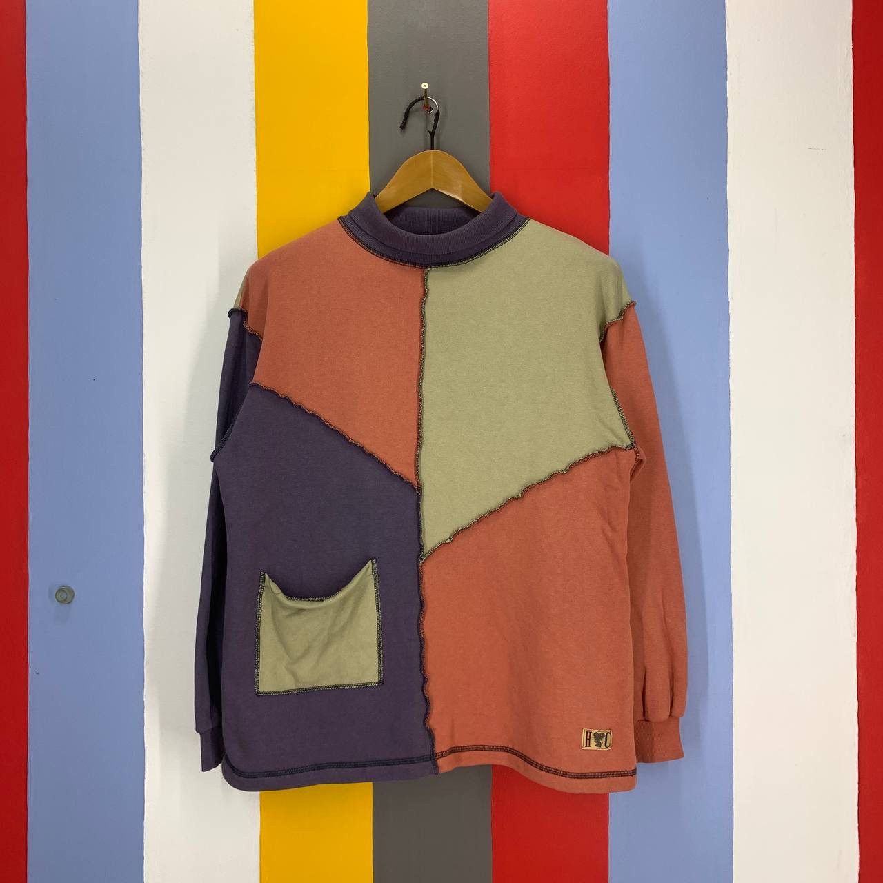 Japanese Brand HONEY BEE Color Block Design Sweatshirt #2448/AJ Size US M / EU 48-50 / 2 - 1 Thumbnail