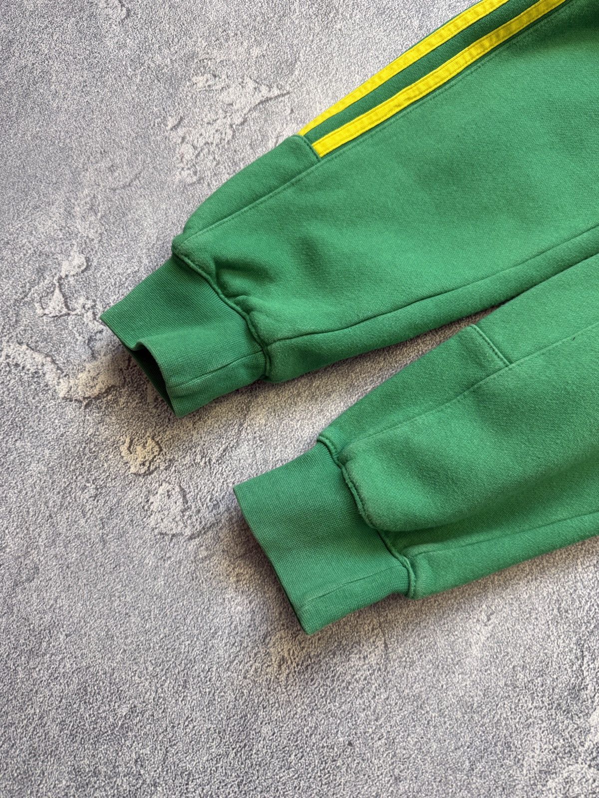 Adidas Mens Vintage Adidas FC Celtic Soccer Jersey Hoodie rare Size US S / EU 44-46 / 1 - 10 Thumbnail