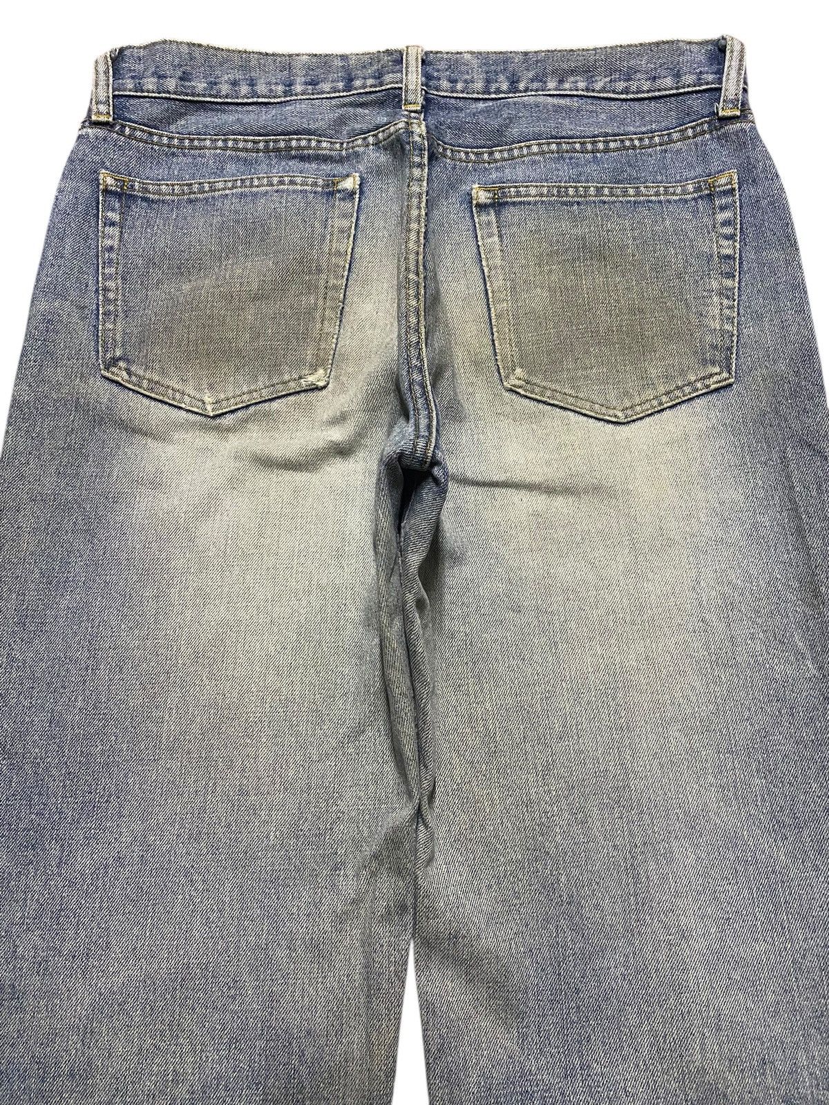 Uniqlo Vintage Japanese Brand Uniqlo Light Wash Loose Jeans Size US 33 - 4 Thumbnail
