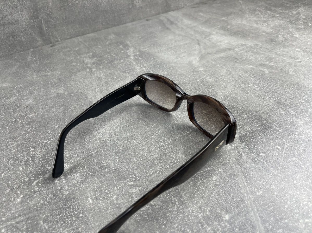 Escada Escada 00s Oval Acetate Sunglasses Brown Tortoise Hand Made Size ONE SIZE - 4 Thumbnail