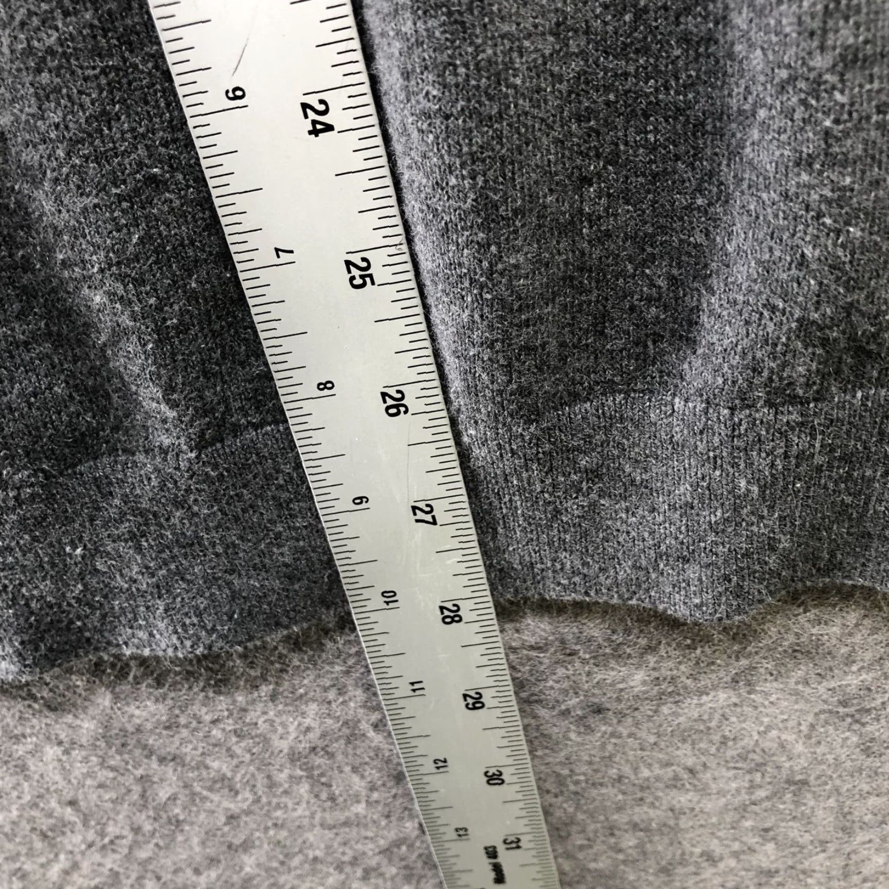 Gap Gap Mens XL Gray Crewneck Pullover Sweater Knit Cotton Cashmere Plain Regular Size Size US XL / EU 56 / 4 - 6 Thumbnail
