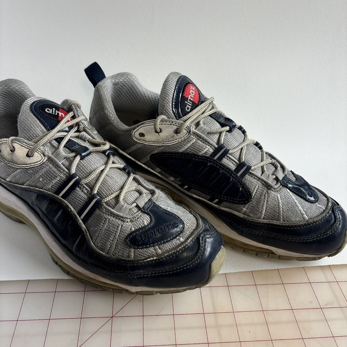 Nike × Supreme Nike x Supreme Air Max 98 - Obsidian/Grey Size US 10 / EU 43 - 2 Thumbnail