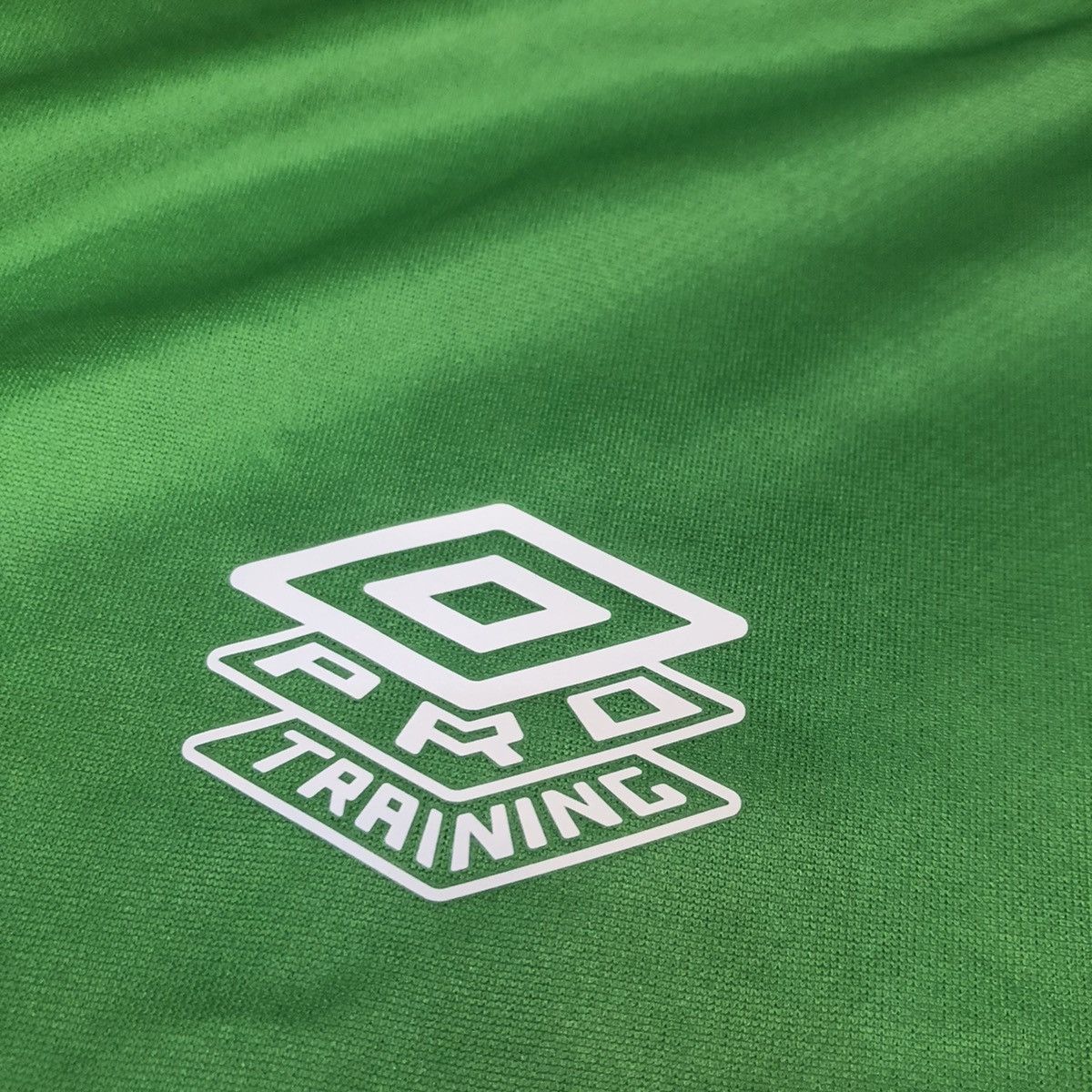Umbro Ireland 23/24 training jersey Size US L / EU 52-54 / 3 - 5 Thumbnail