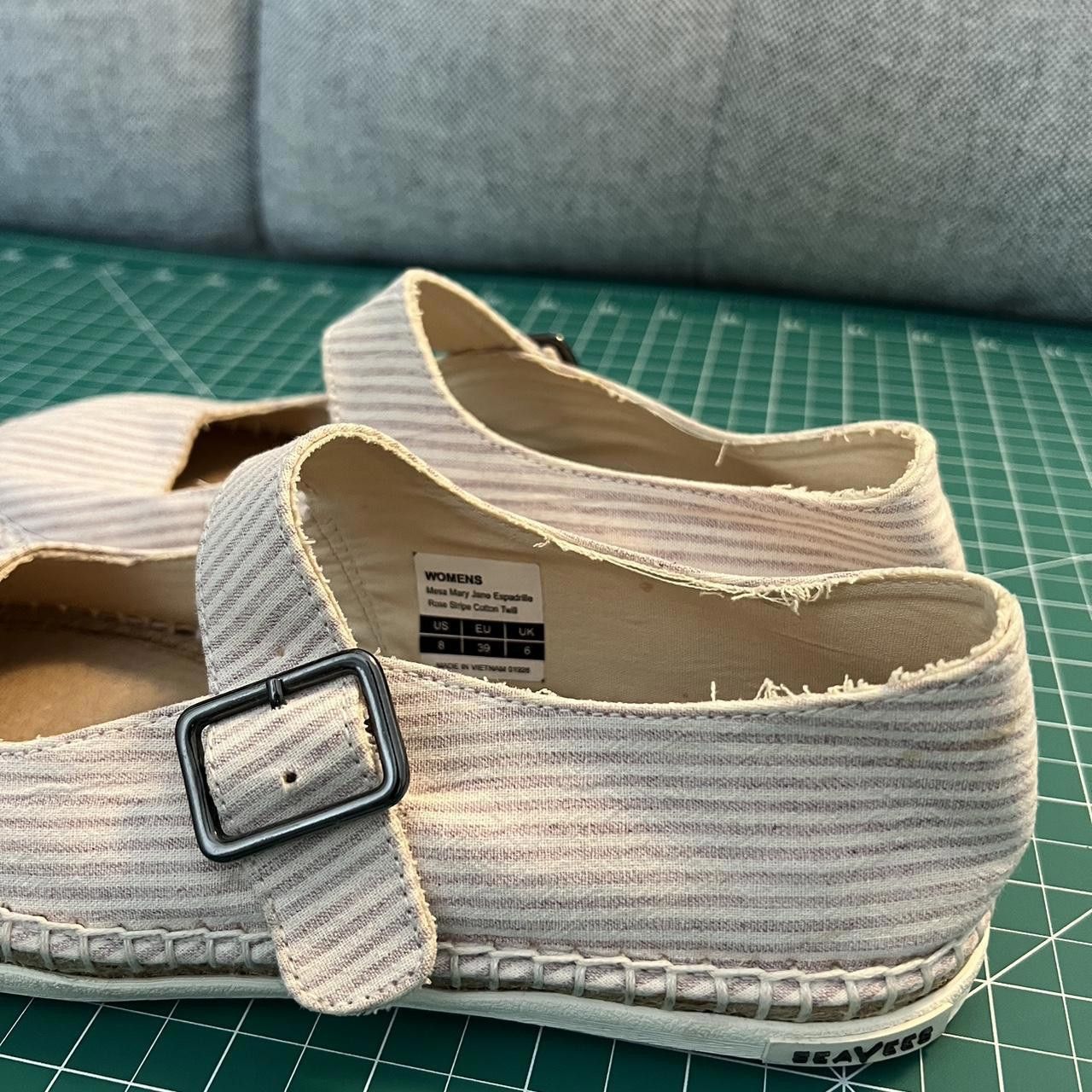 Designer Women's Striped Mary Jane Flats Size US 8 / IT 38 - 3 Thumbnail