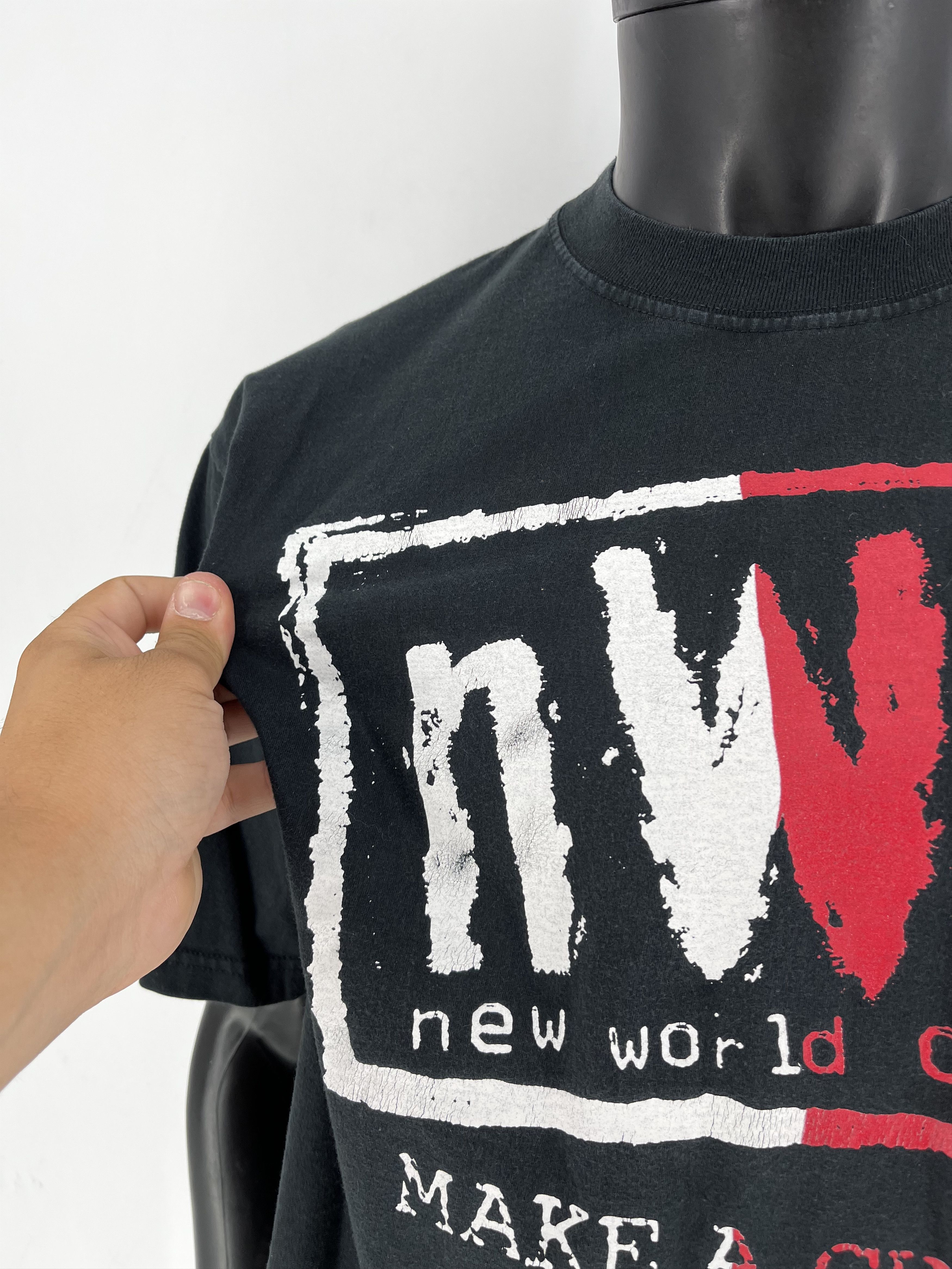 WWE WCW nWo Make A Choice T-shirt Men’s size Medium black &white Size US M / EU 48-50 / 2 - 8 Thumbnail