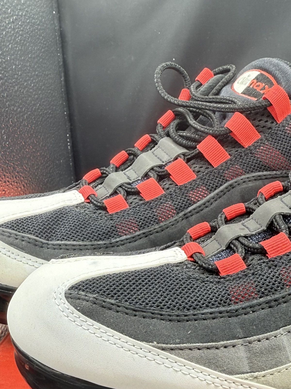 NIKE AIR VAPORMAX 95 HOT RED