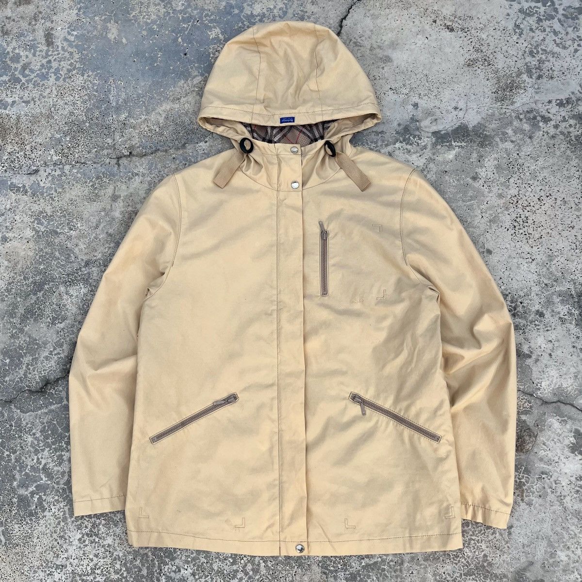 Burberry Vintage Burberrys Blue Label Nice Light Jacket Parka Design Size M / US 6-8 / IT 42-44 - 1 Thumbnail