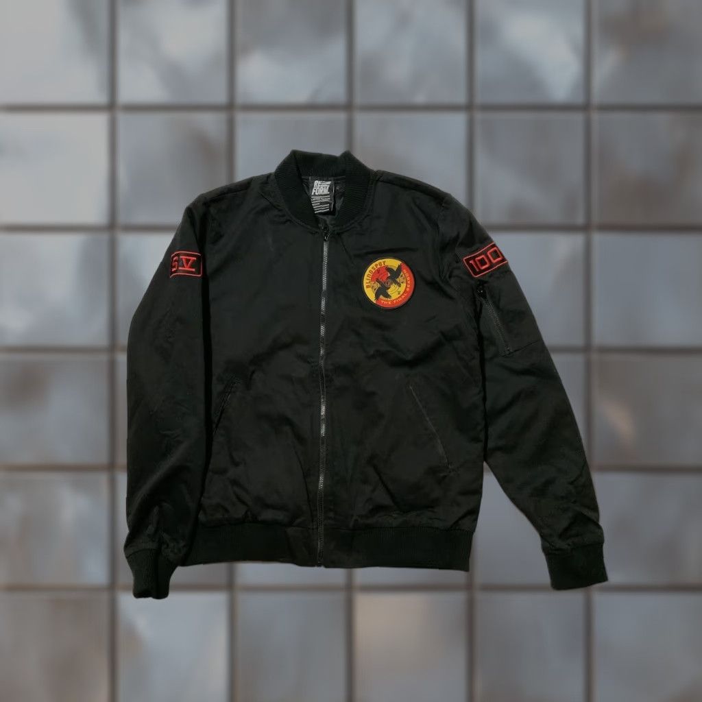 Vintage VINTAGE Reform Bomber Jacket Men Black M Cotton Blend Blindspot The Final Season Crime Drama Tv Series Cast & Crew Full Zip Crew/Cast Jacket Size US M / EU 48-50 / 2 - 1 Thumbnail