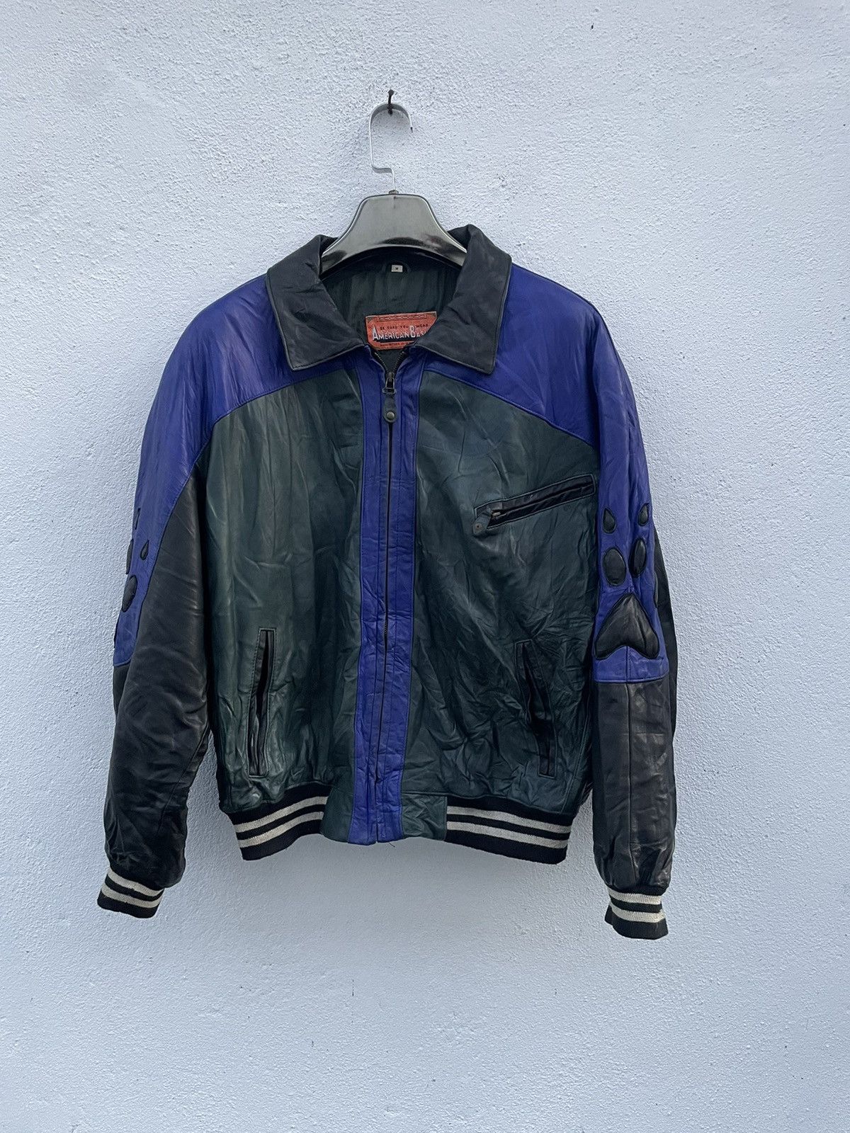 Other Vintage Leather Bomber Jacket Wolf Head Patch Size M Size US M / EU 48-50 / 2 - 3 Thumbnail