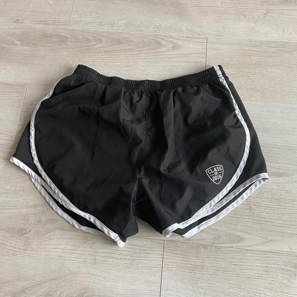 Designer Black and White Class of 2016 Athletic Shorts Size 32" / US 10 / IT 46 - 1 Thumbnail