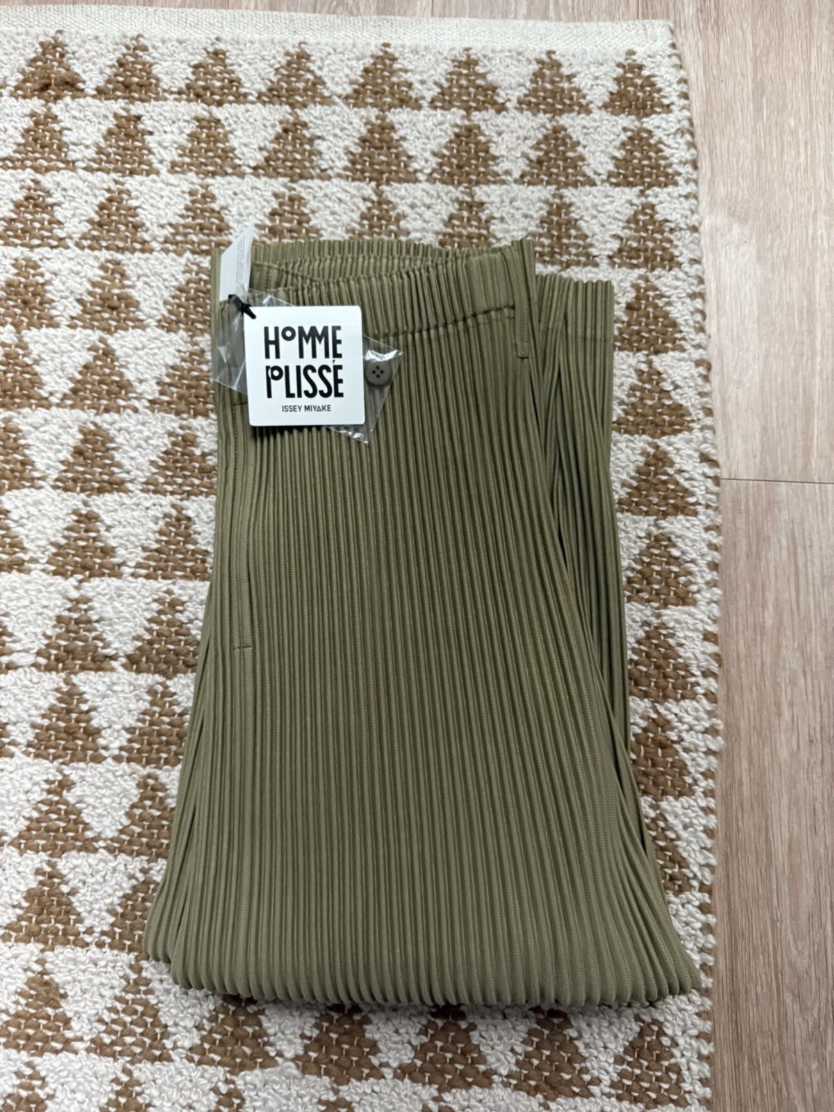 Issey Miyake Homme Plissé Issey Miyake Tailored Pleated Pants - Size 2 Size US 32 / EU 48 - 3 Thumbnail