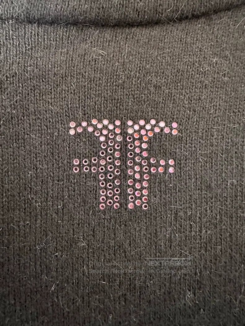 Fendi Fendi Rhinestone Logo Women's Black Knitted Sweater Size M / US 6-8 / IT 42-44 - 3 Thumbnail