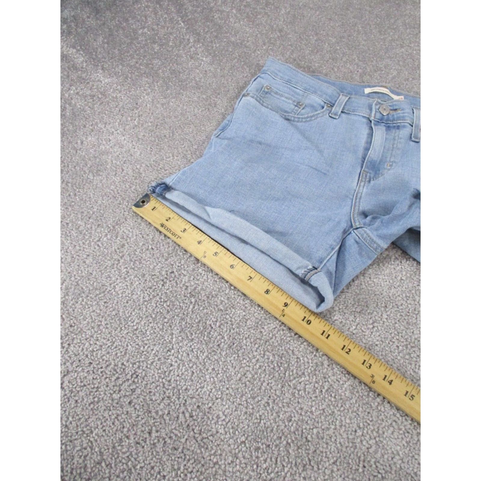 Levi's VINTAGE Levi's Shorts Womens 28 Cut-Off Light Wash Denim Casual Beach School Modern Classic Size 28" / US 6 / IT 42 - 4 Thumbnail