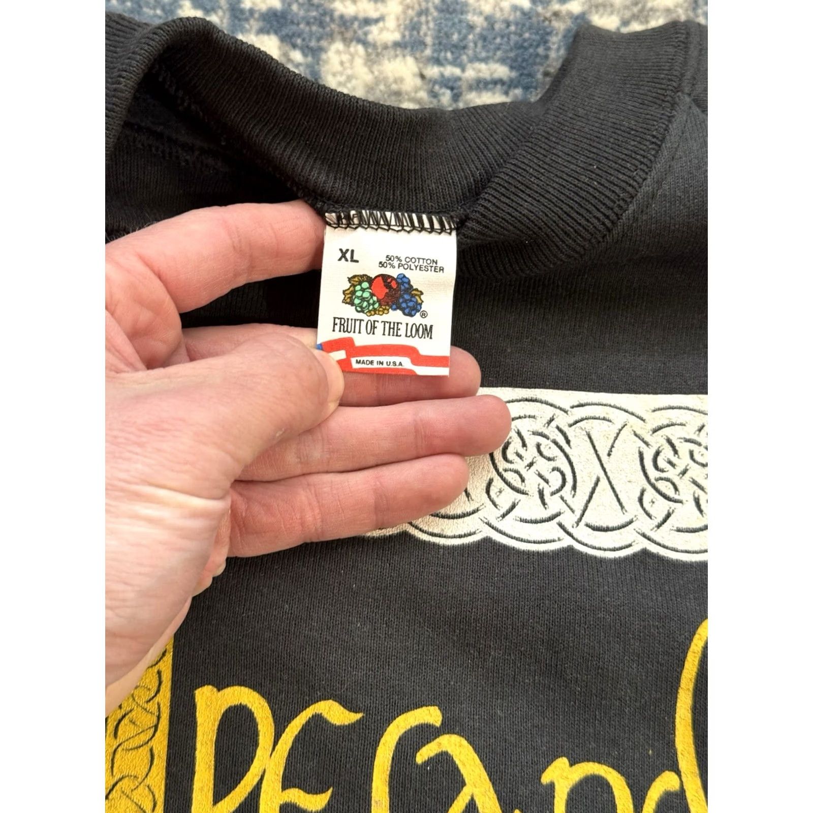 Fruit Of The Loom VINTAGE Ireland Noraid Celtic Knots The Troubles Irish History Sweatshirt XL 80s Men Size US XL / EU 56 / 4 - 3 Thumbnail