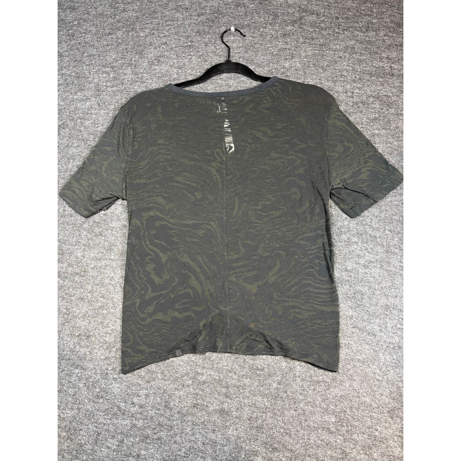 Lululemon Lululemon Sheer Twist Front Crop Top Size 4 Athleisure #0470 Size S / US 4 / IT 40 - 2 Thumbnail