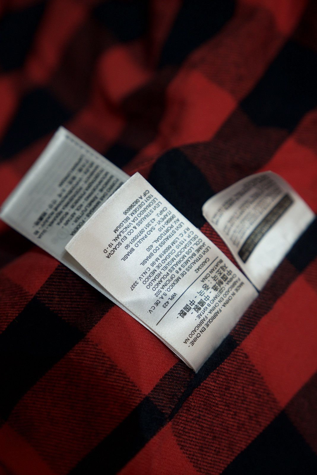 Levi's × Supreme BRAND NEW Supreme x Levi’s Snake Print Denim Jacket Size XL Size US XL / EU 56 / 4 - 8 Thumbnail