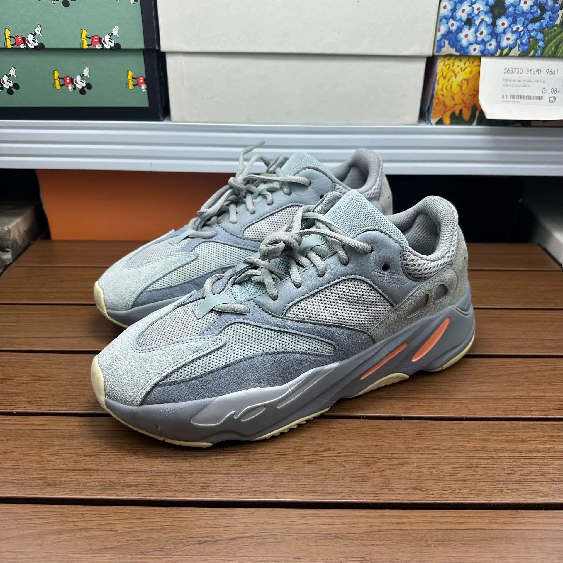 Adidas Adidas YEEZY700 Lowtop Sneakers 11 Men Size US 11 / EU 44 - 1 Thumbnail