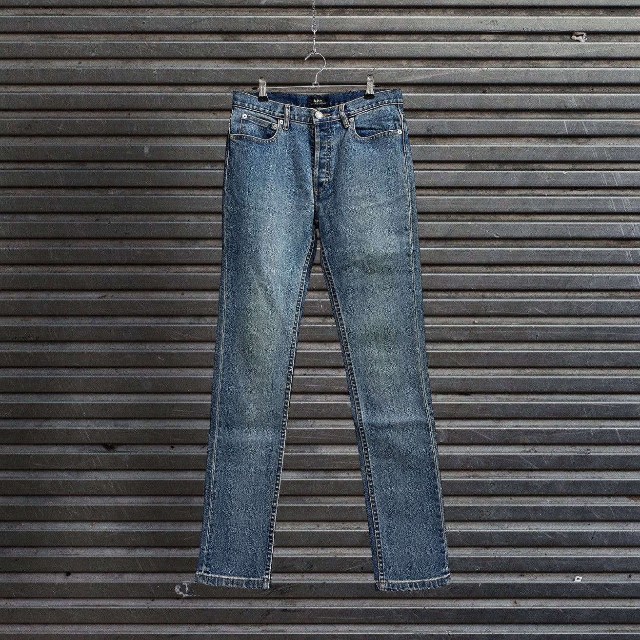 A.P.C. A.P.C. Petit New Standard Mid Rise Taper Leg Denim Jeans Size US 30 / EU 46 - 1 Thumbnail
