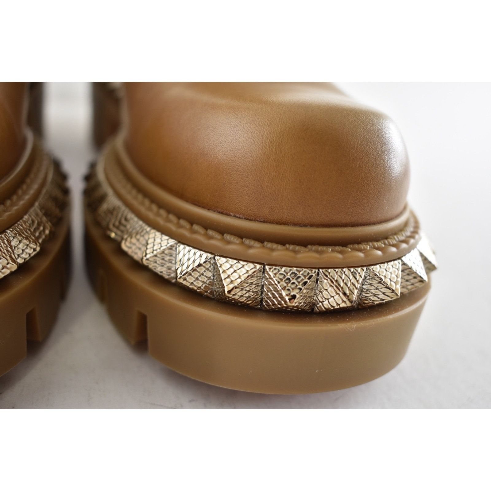 Christian Louboutin Christian Louboutin St Emilia Pyraclou Brown Chelsea Boot 38 Size US 8 / IT 38 - 13 Thumbnail