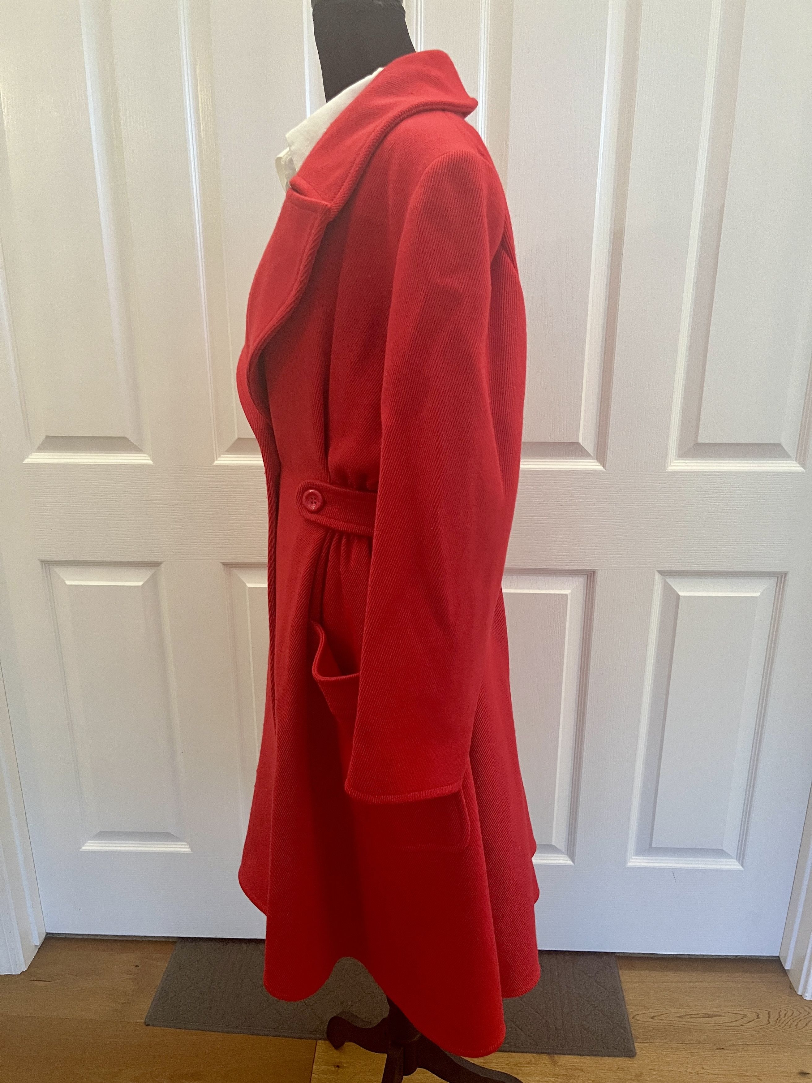 Valentino Vintage Valentino Boutique Red Tweed Peaked Lapel Coat Italy Size M / US 6-8 / IT 42-44 - 3 Thumbnail