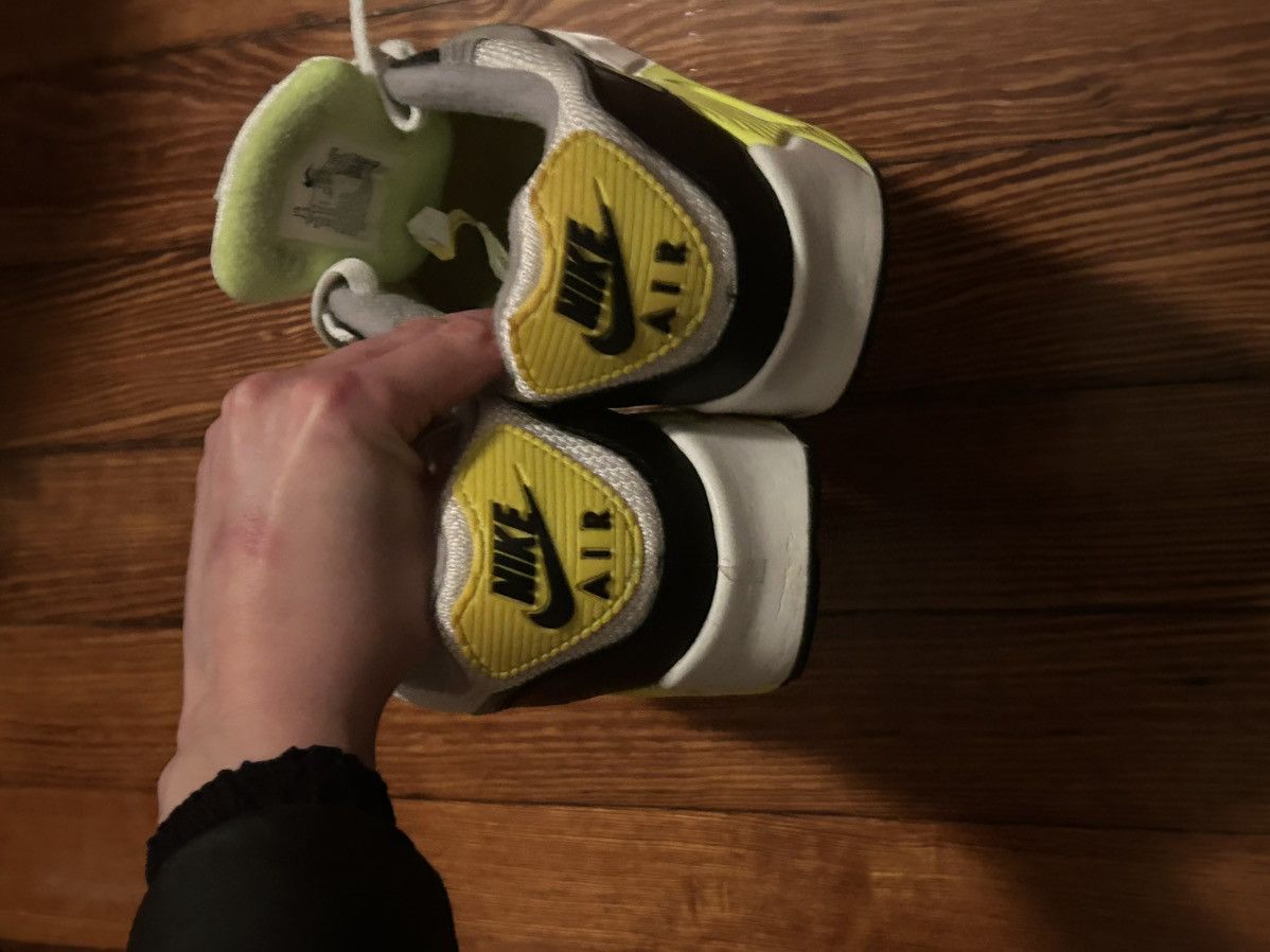 Nike Nike Air Max 90s OG Size US 7.5 / EU 40-41 - 6 Thumbnail