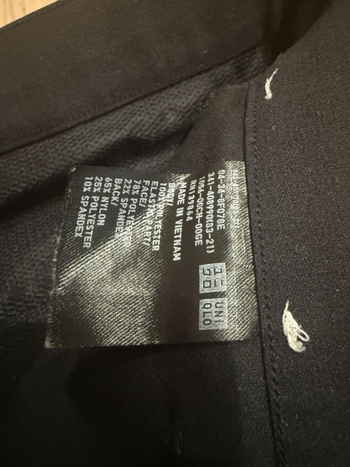 Uniqlo Uniqlo Comfy Casual & Dressy Black Trousers Size US 30 / EU 46 - 4 Thumbnail