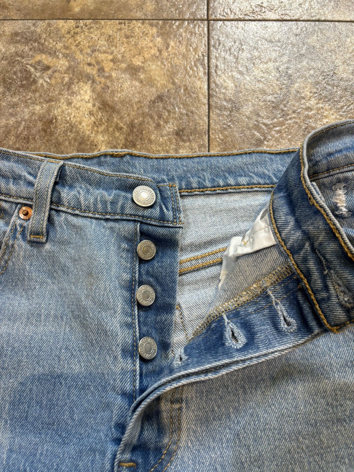 Levi's Vintage Levi’s 501 button jeans Size US 28 / EU 44 - 5 Thumbnail