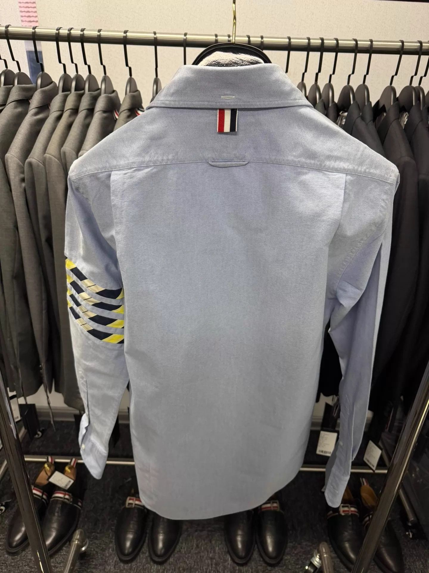 Thom Browne Thom Browne Men's Classic 4-Bar Oxford Shirt Blue Sz 2 Size US M / EU 48-50 / 2 - 2 Thumbnail