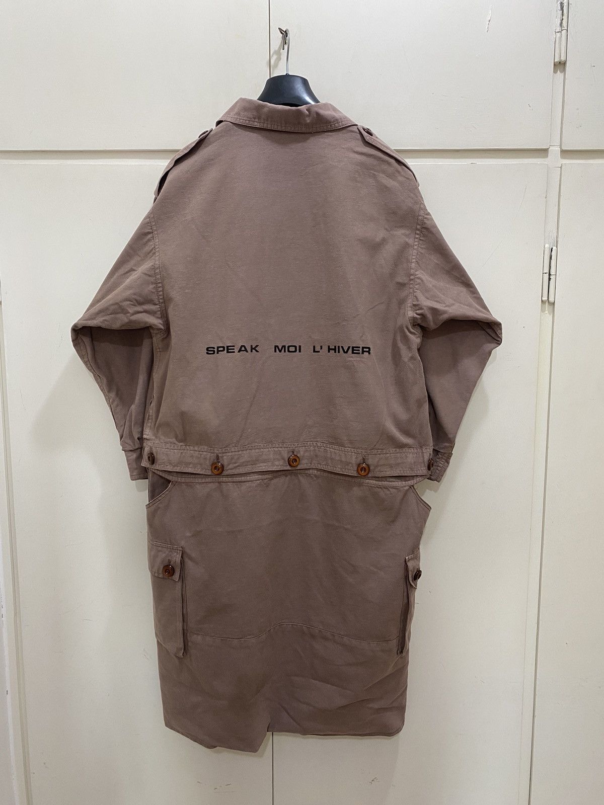 Fiorucci Rare Fiorucci Hard Trench Coat, size S, brown, used . Size US S / EU 44-46 / 1 - 11 Thumbnail