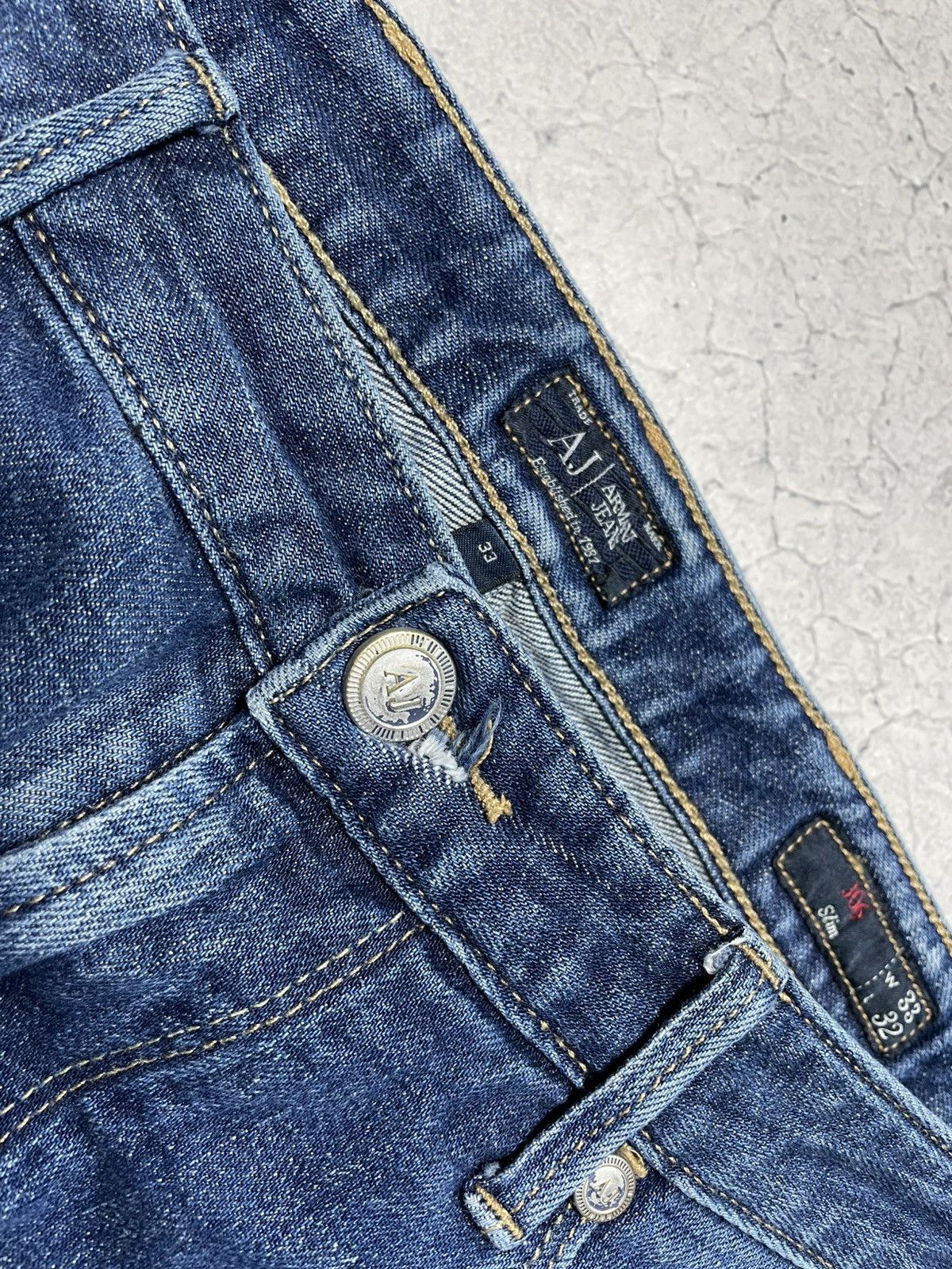 Emporio Armani Emporio Armani Denim Big Logo Rare Luxury Jeans Size 33x32 Size US 32 / EU 48 - 8 Thumbnail