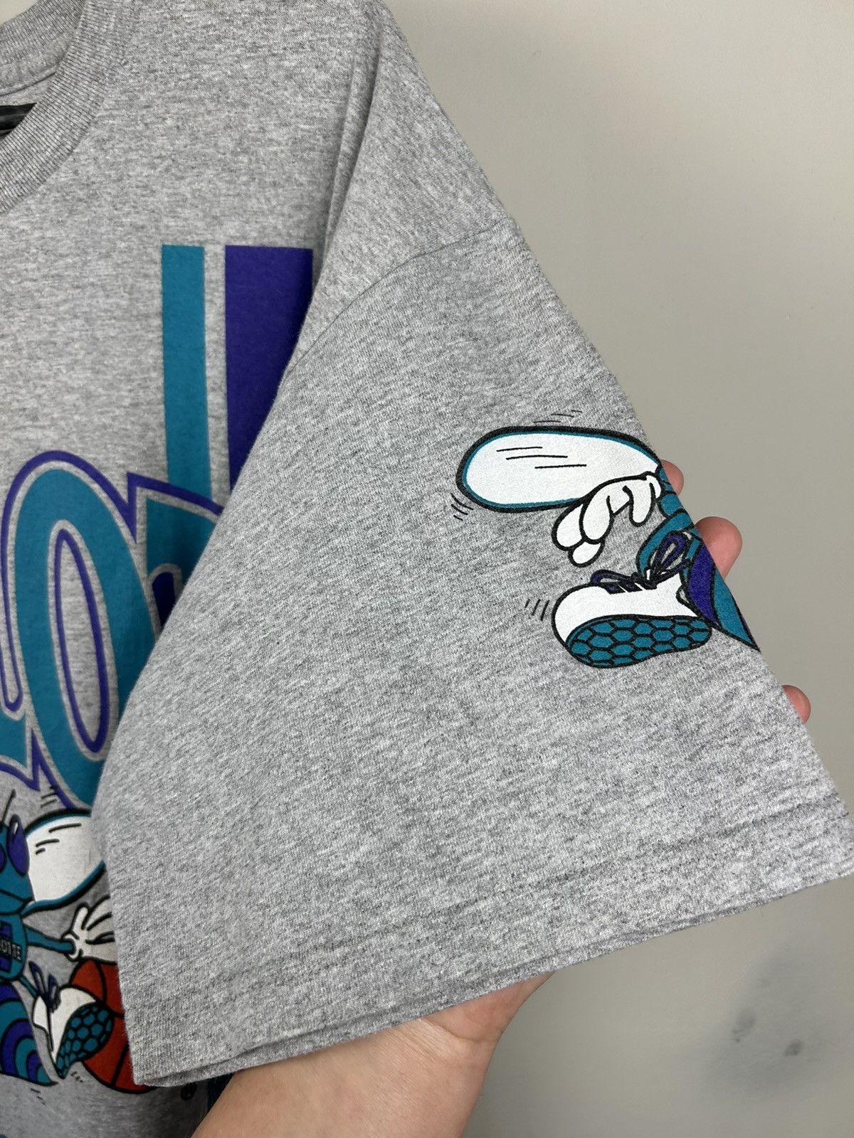 Vintage Vintage 90s Charlotte Hornets Basketball Tee Rare Size US XL / EU 56 / 4 - 7 Thumbnail