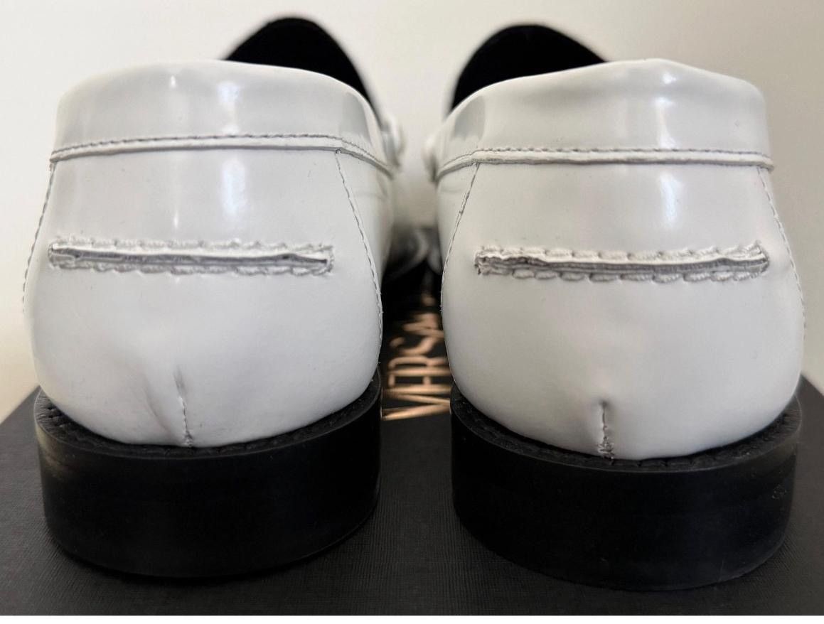 Versace Authentic Versace Medusa Leather Flats White Gold Size 8 Size US 8 / EU 41 - 4 Thumbnail