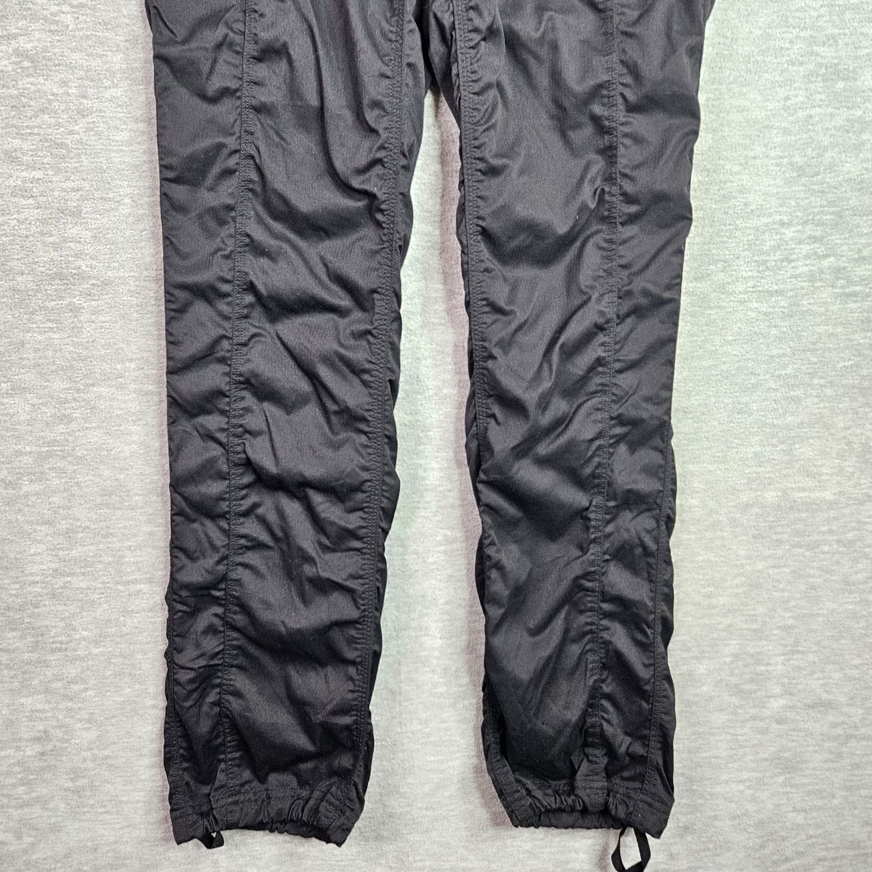 The North Face The North Face Women’s Black Hiking Pants Drawstring Pockets Size S Regular Inseam 31 Activewear Pants Outdoor Sports Lightweight Nylon Size 28" / US 6 / IT 42 - 4 Thumbnail