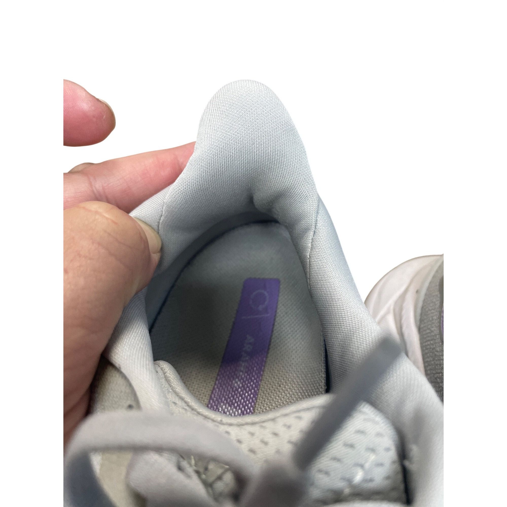Hoka Hoka Arahi 6 Womans Mint Green White Run Walk Sneakers Sz 7. Size US 7.5 / IT 37.5 - 9 Thumbnail
