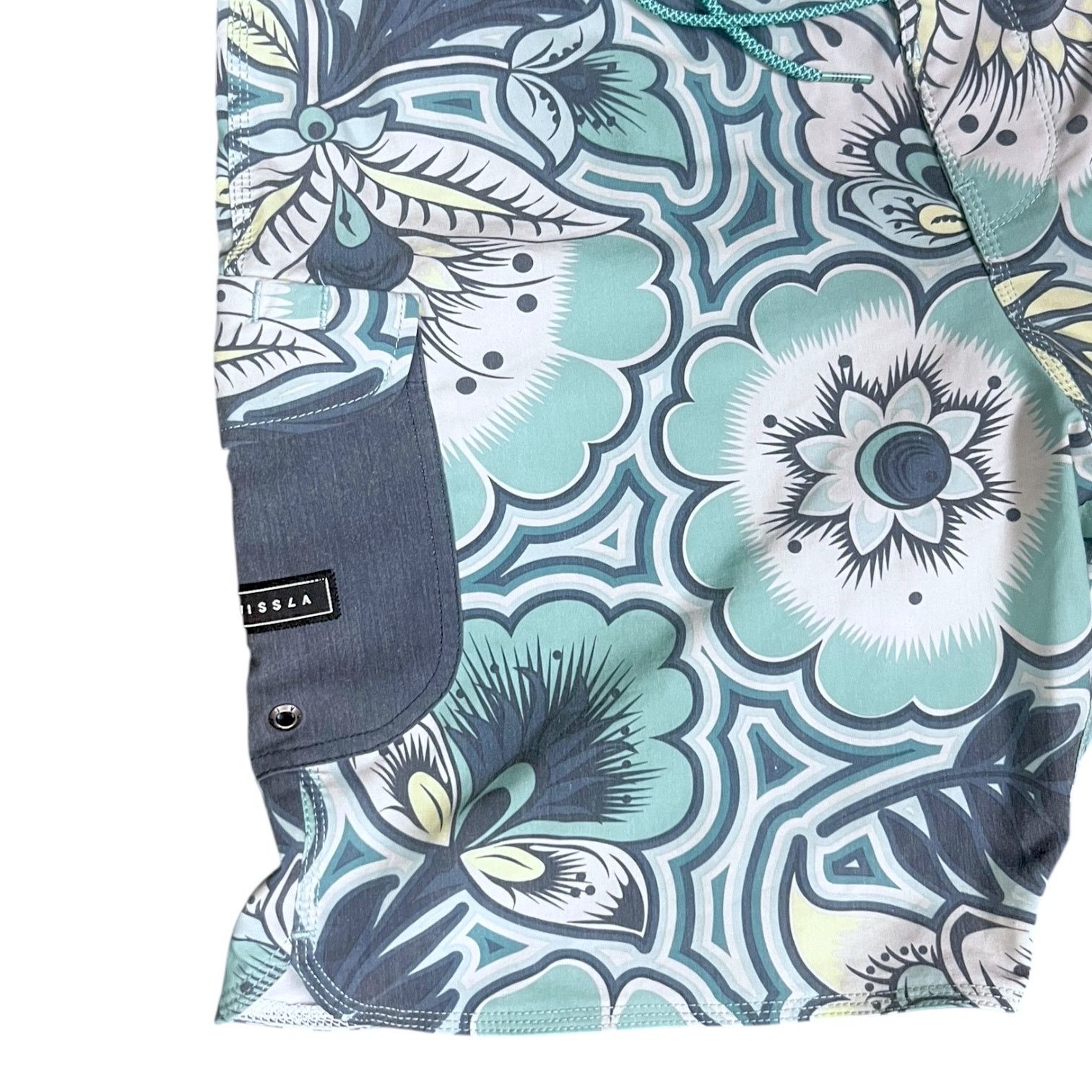 Vissla Vissla Floral Paisley Hawaiian Board Shorts 36 $65 Retail Size US 36 / EU 52 - 2 Thumbnail