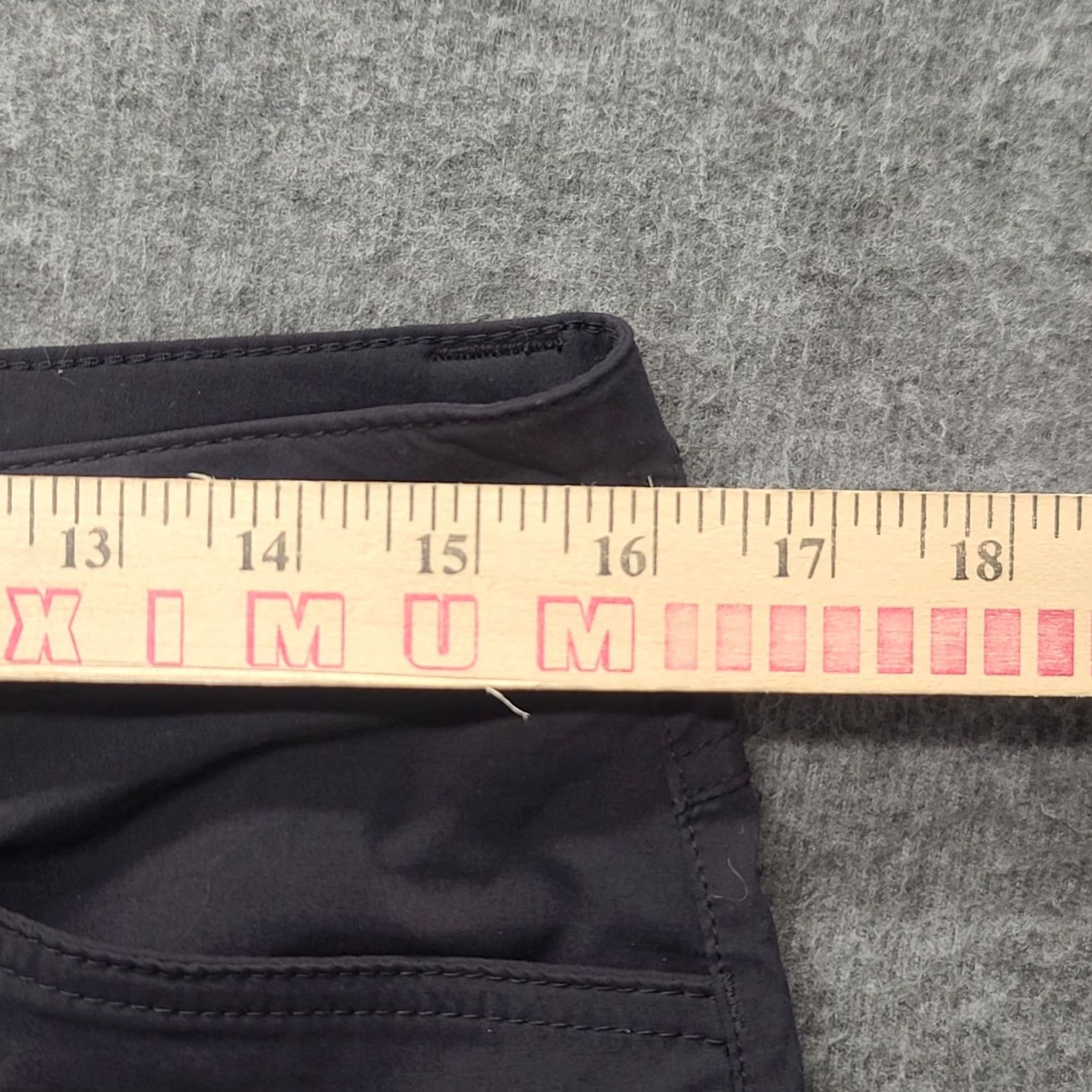 Eddie Bauer Eddie Bauer Travex Shorts Womens 8 Mid Rise Cargo Hiking Outdoors Belted? No. Size 30" / US 8 / IT 44 - 3 Thumbnail