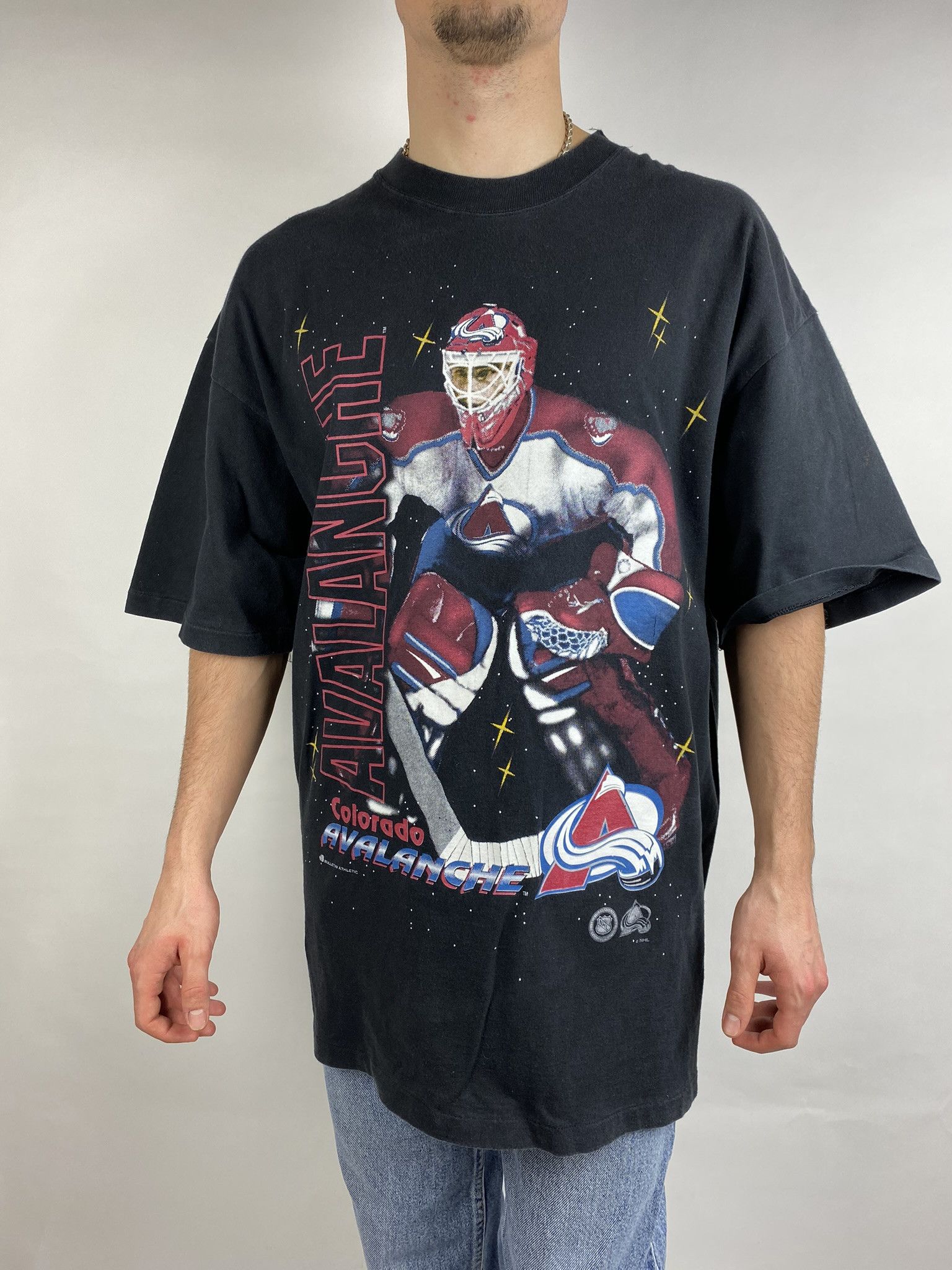 image of Nhl x Pro Player Colorado Avalanche Canada Bulletin Vintage T-Shirt Tee in Black, Men's (Size XL)