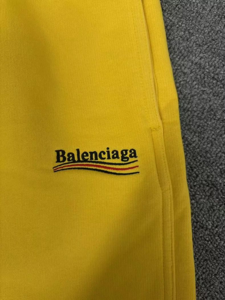 Balenciaga Balenciaga Yellow Embroidered Shorts Size M-2506 Size 37" - 2 Thumbnail
