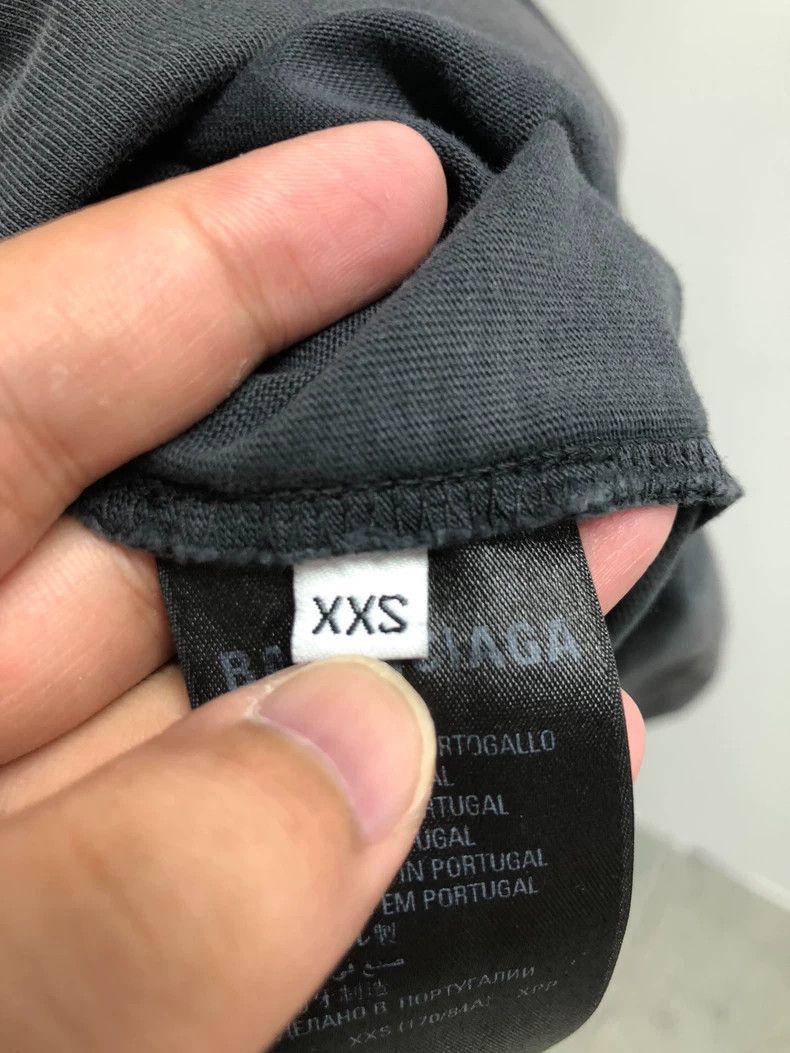 Balenciaga Balenciaga SS22 Batman Logo Letter Retro Distressed Short Size US XXS / EU 40 - 4 Thumbnail