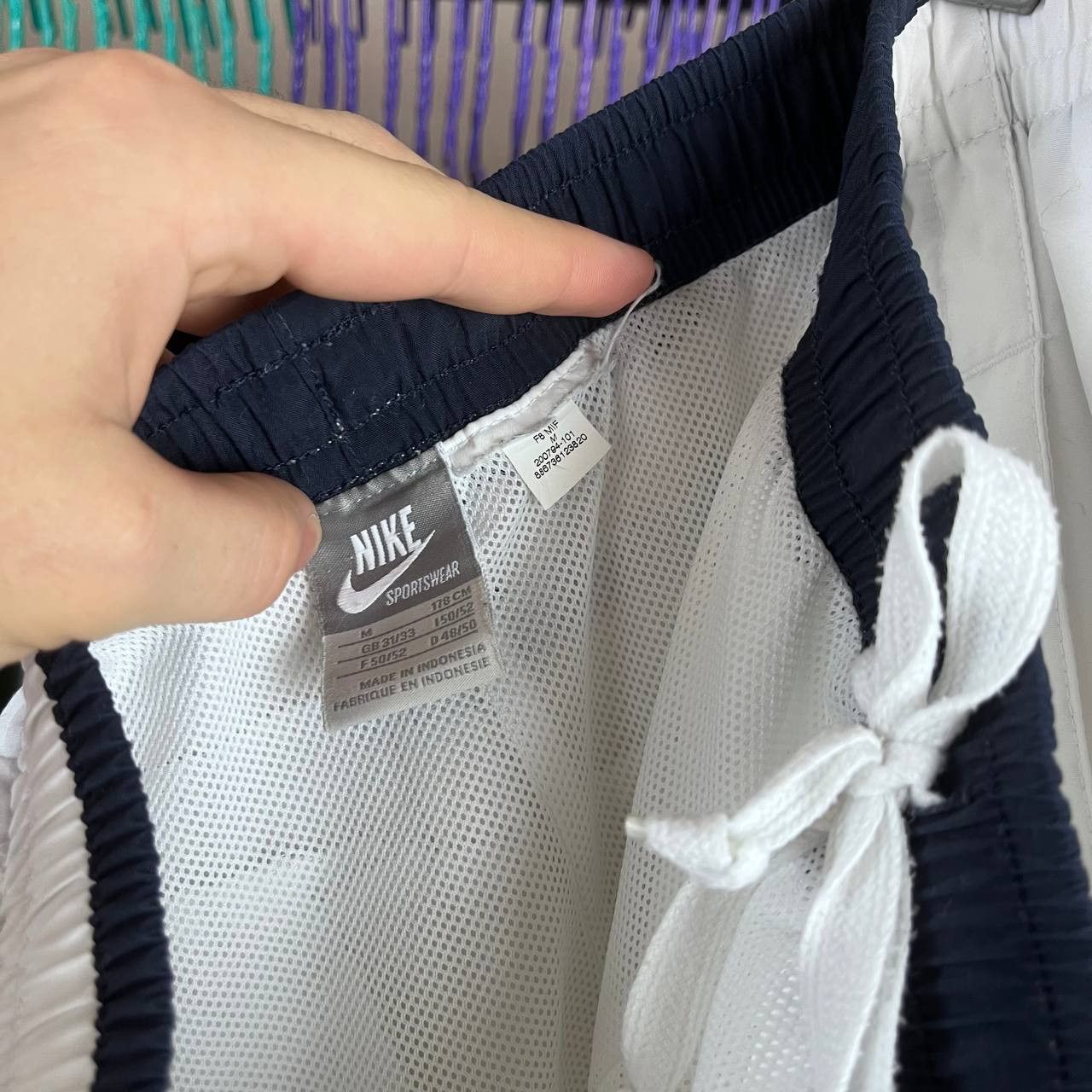 Nike Vintage Nike Big Logo Baggy Relaxed Nylon White Track Pants Size US 32 / EU 48 - 13 Thumbnail