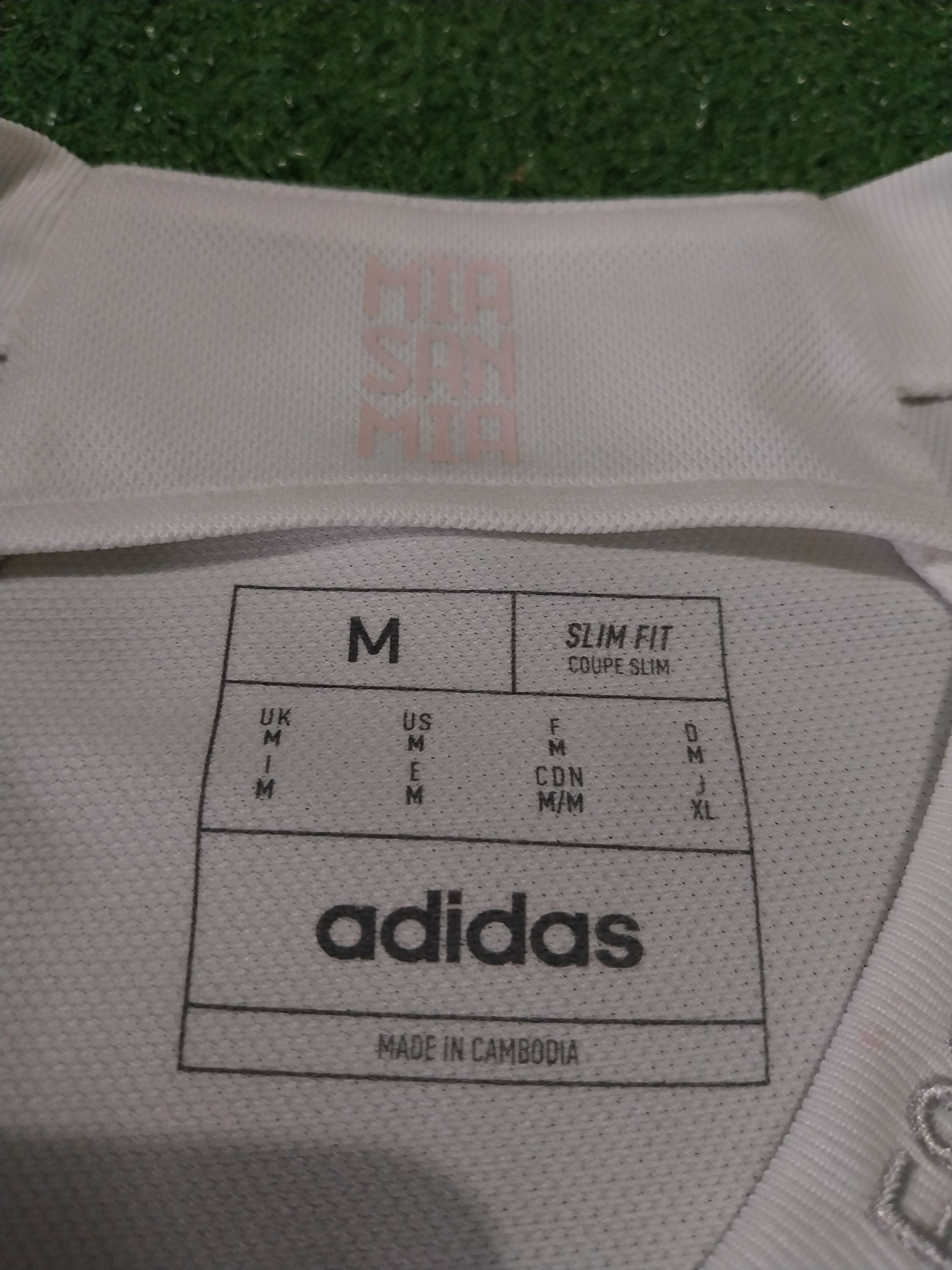 Adidas Bayern munchen 3rd 2023/2024 jamal musiala jersey football Size US M / EU 48-50 / 2 - 6 Thumbnail