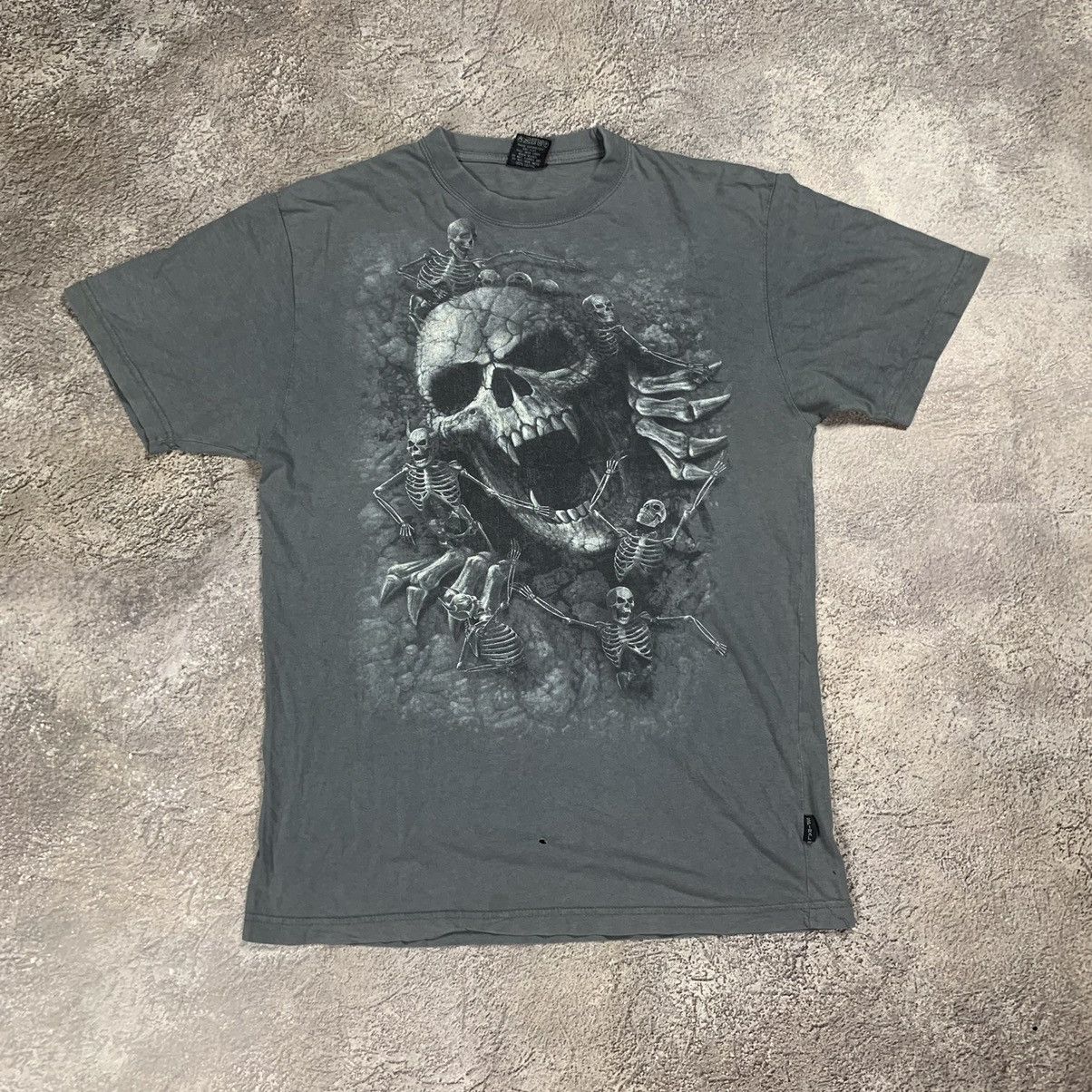 Vintage Vintage 90s Skull Graphic Tee Sun Faded Horror Grunge XL Size US XL / EU 56 / 4 - 1 Thumbnail