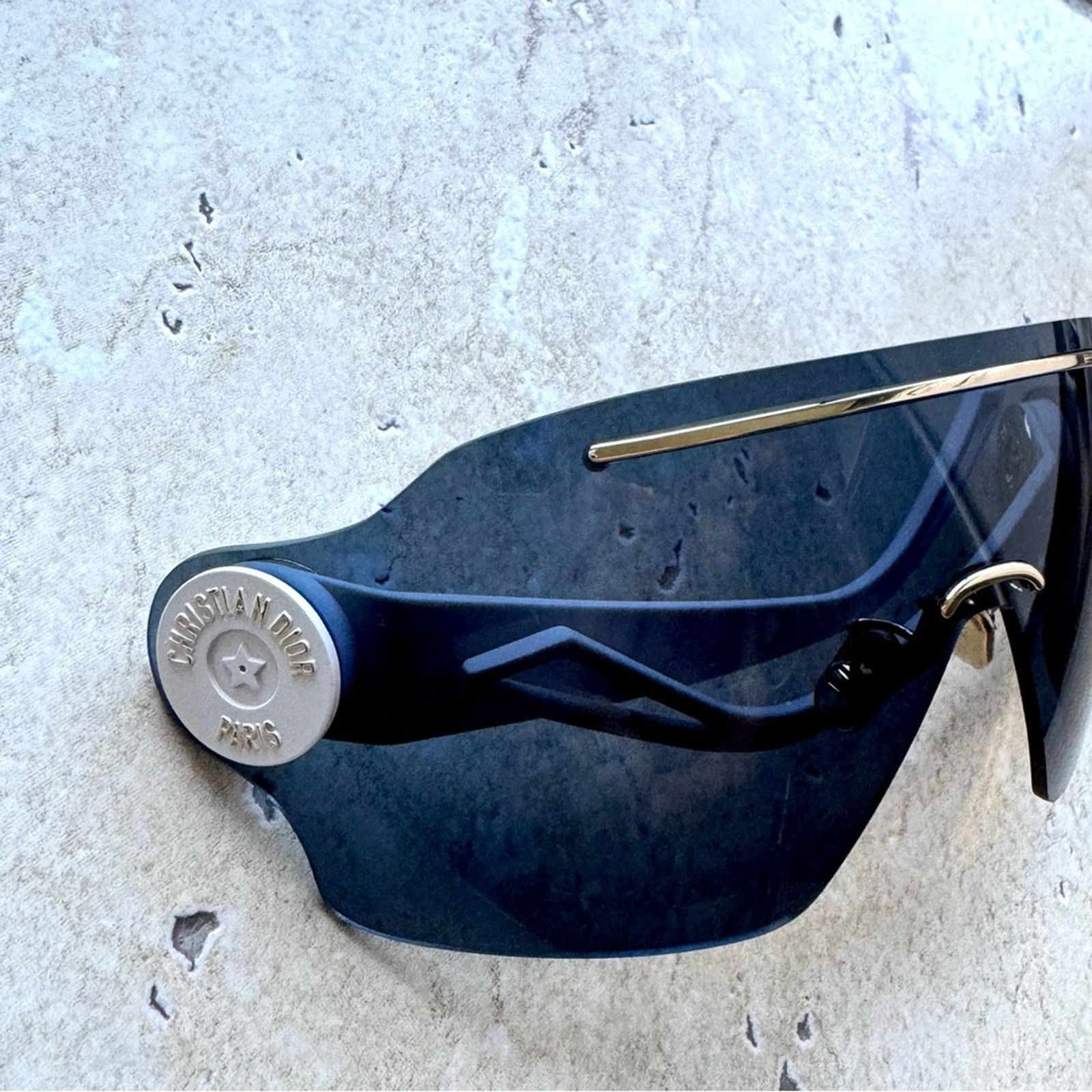 Dior New! DIOR PACIFIC M1U 96B0, Blue Lens, Authentic, MRSP. $680 Size ONE SIZE - 3 Thumbnail