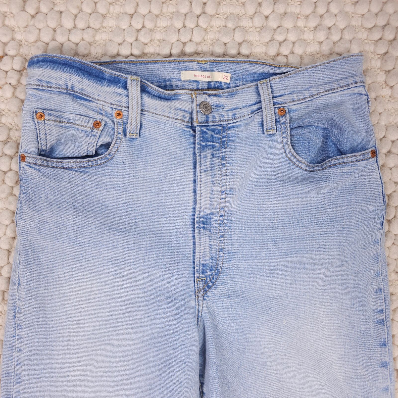 Levi's Levi's Ribcage Bell Light Wash Blue Sz 32 Size 32" / US 10 / IT 46 - 2 Thumbnail
