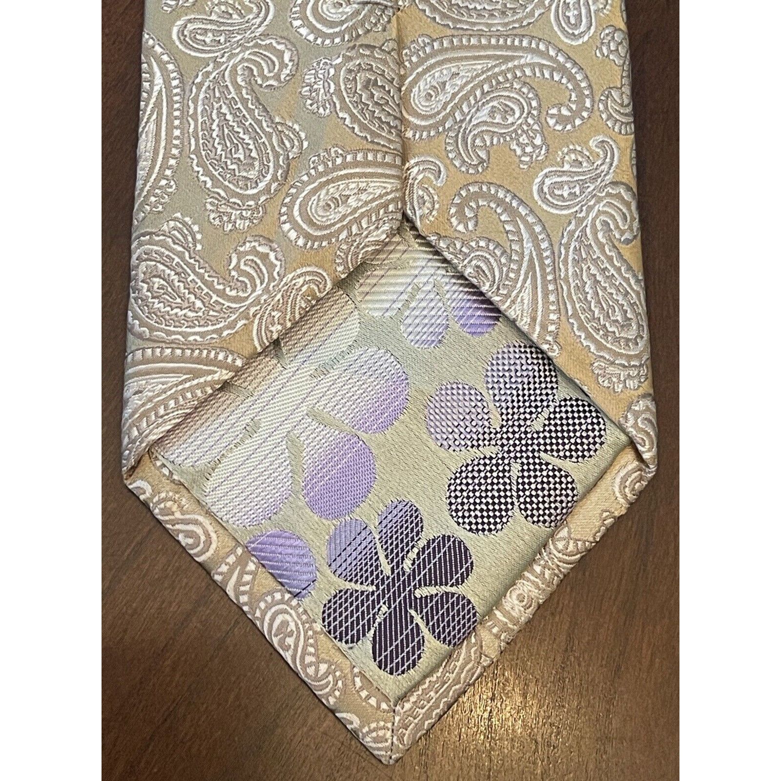 Other Valerio Garati Gold Hand Made 100% Silk Made In China Size ONE SIZE - 2 Thumbnail