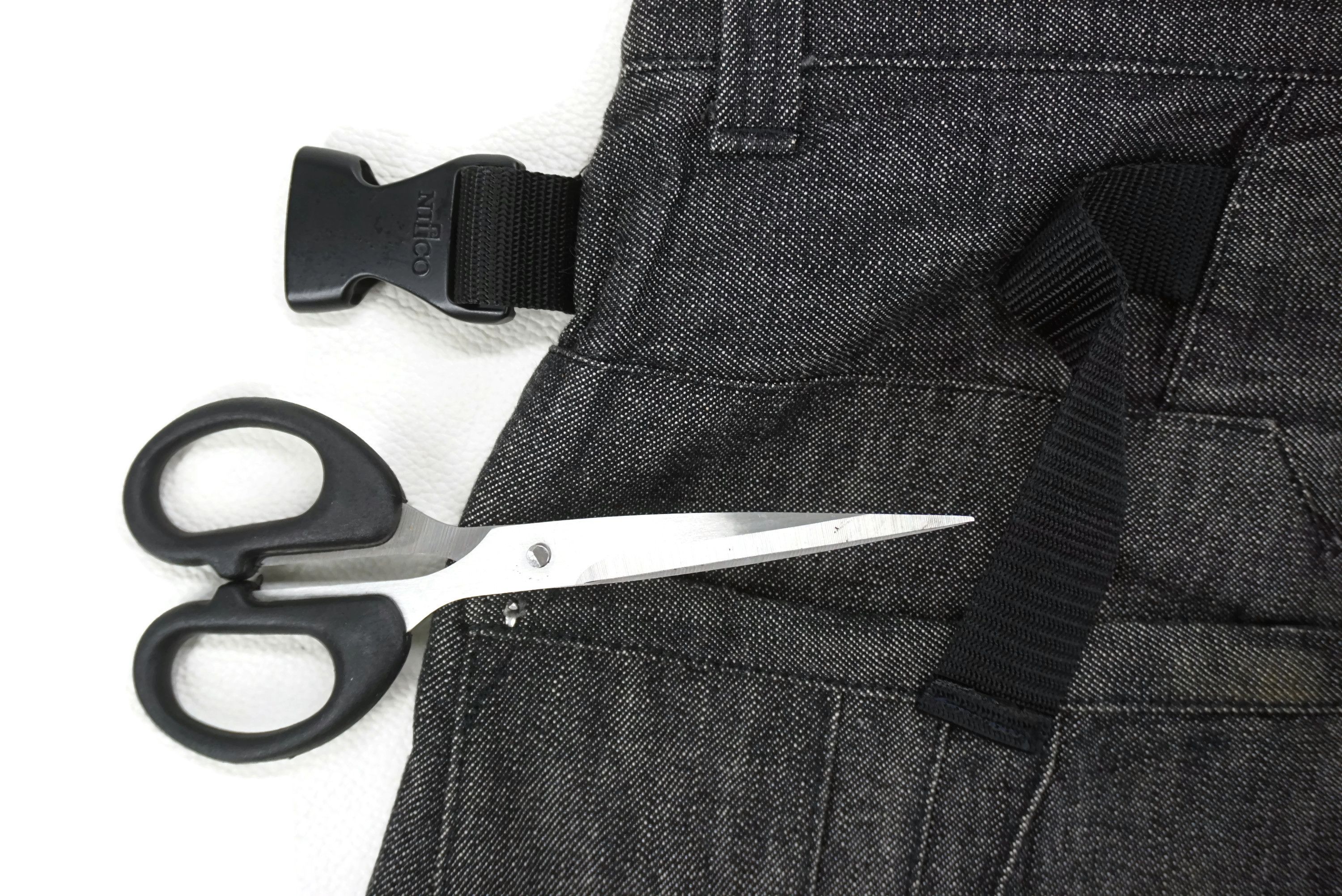 Japanese Brand Cycle Jeans fit W32xL31 Patchwork Buckle Waist Cargo Size US 30 / EU 46 - 13 Thumbnail